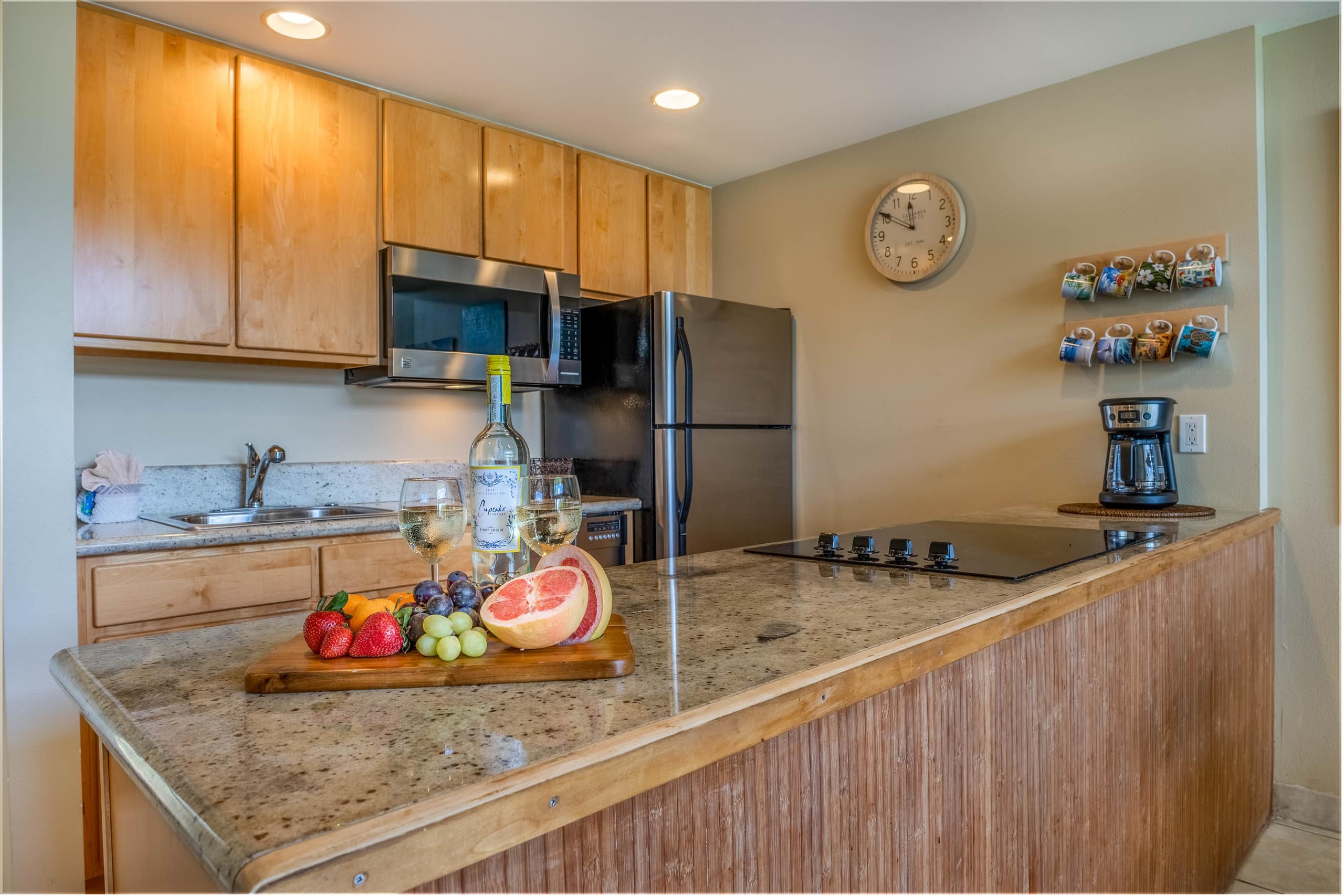 Condo in Wailuku · ★4.72 · 2 bedrooms · 3 beds · 2 baths - Image 9