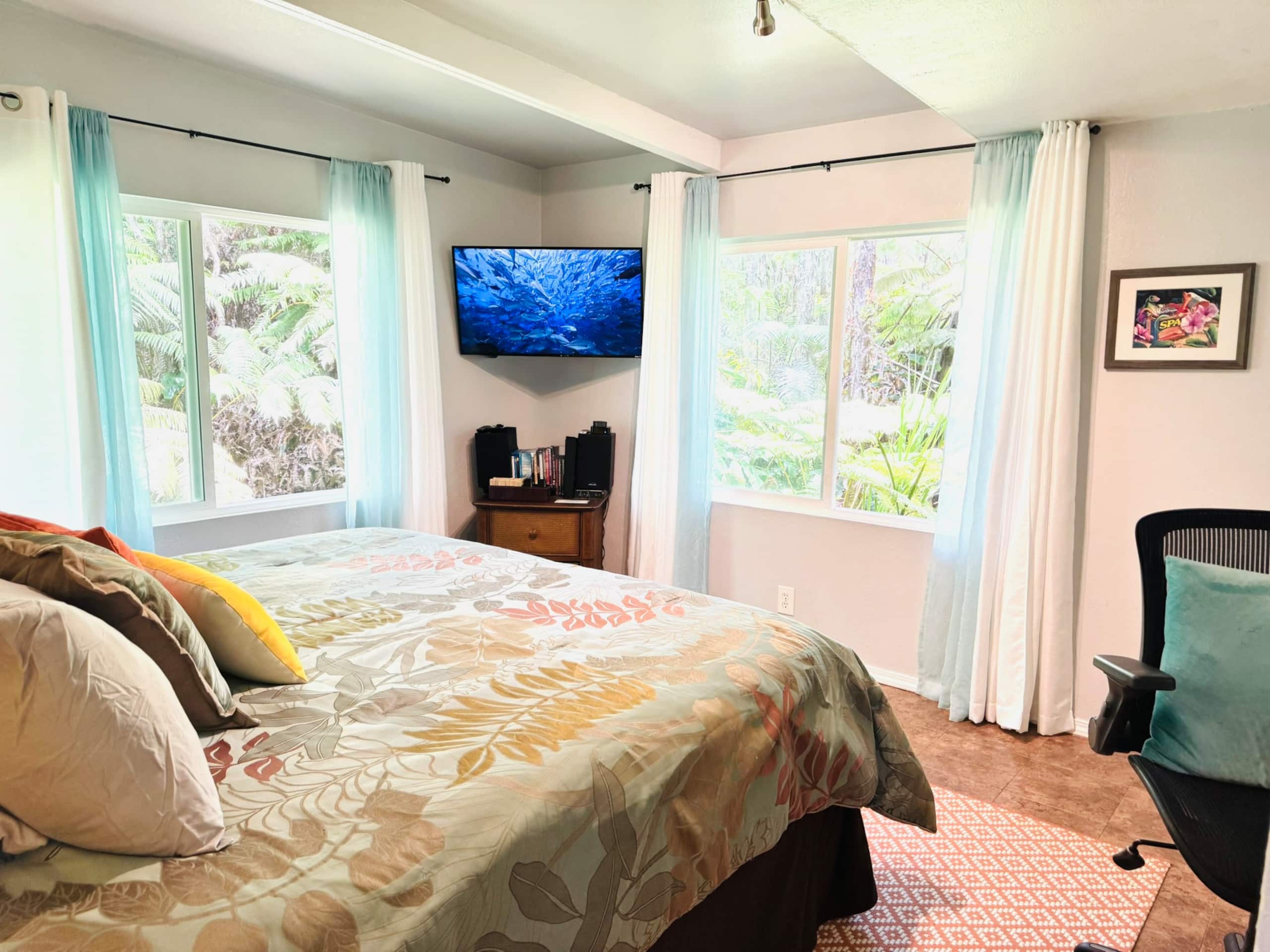 Cozy, Private Volcano Cottage • 5 Min to Park - Image 4