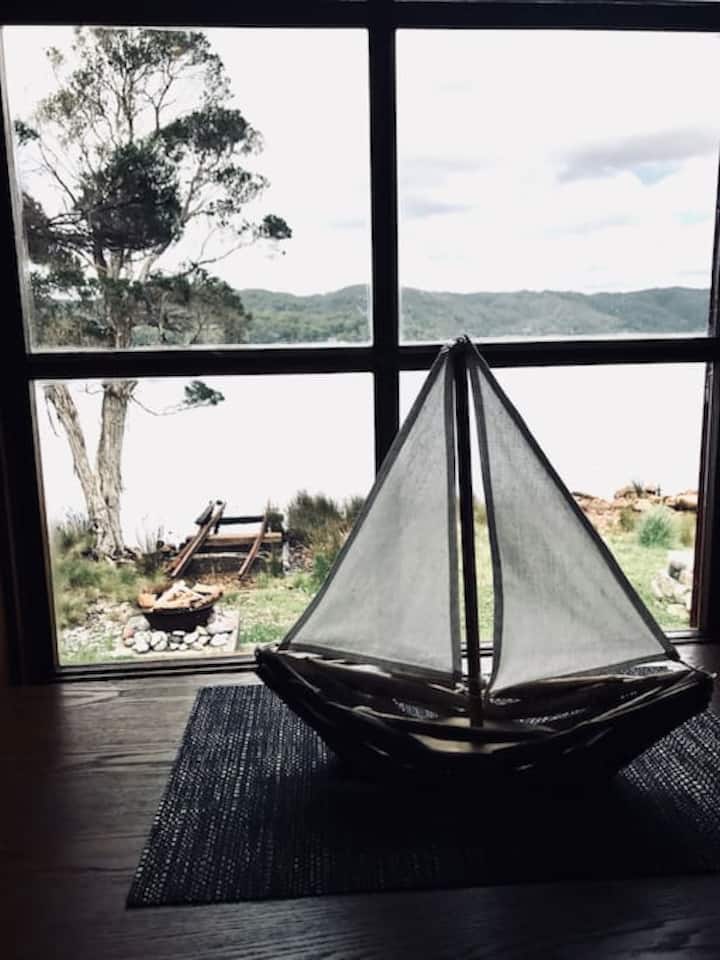 Salt Box Hideaway