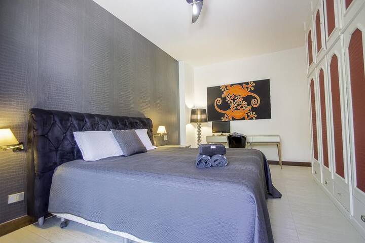 Penthouse with Jacuzzi in Copacabana for up to 10 people #508 gallery image 4