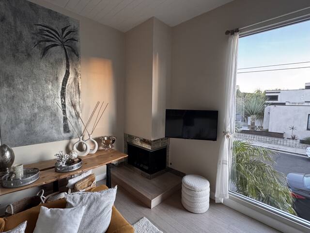 Casa La Vida Venice – Modern Luxury Living gallery image 2