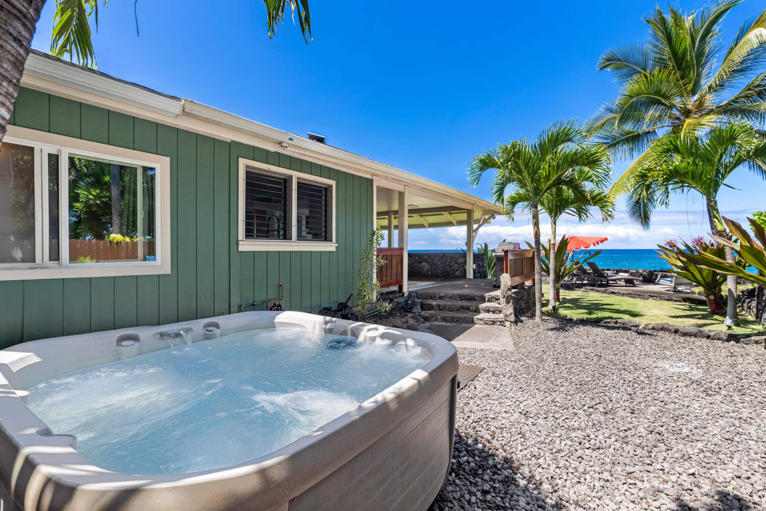 Home in Kailua-Kona · ★4.69 · 3 bedrooms · 4 beds · 2 baths - Image 31
