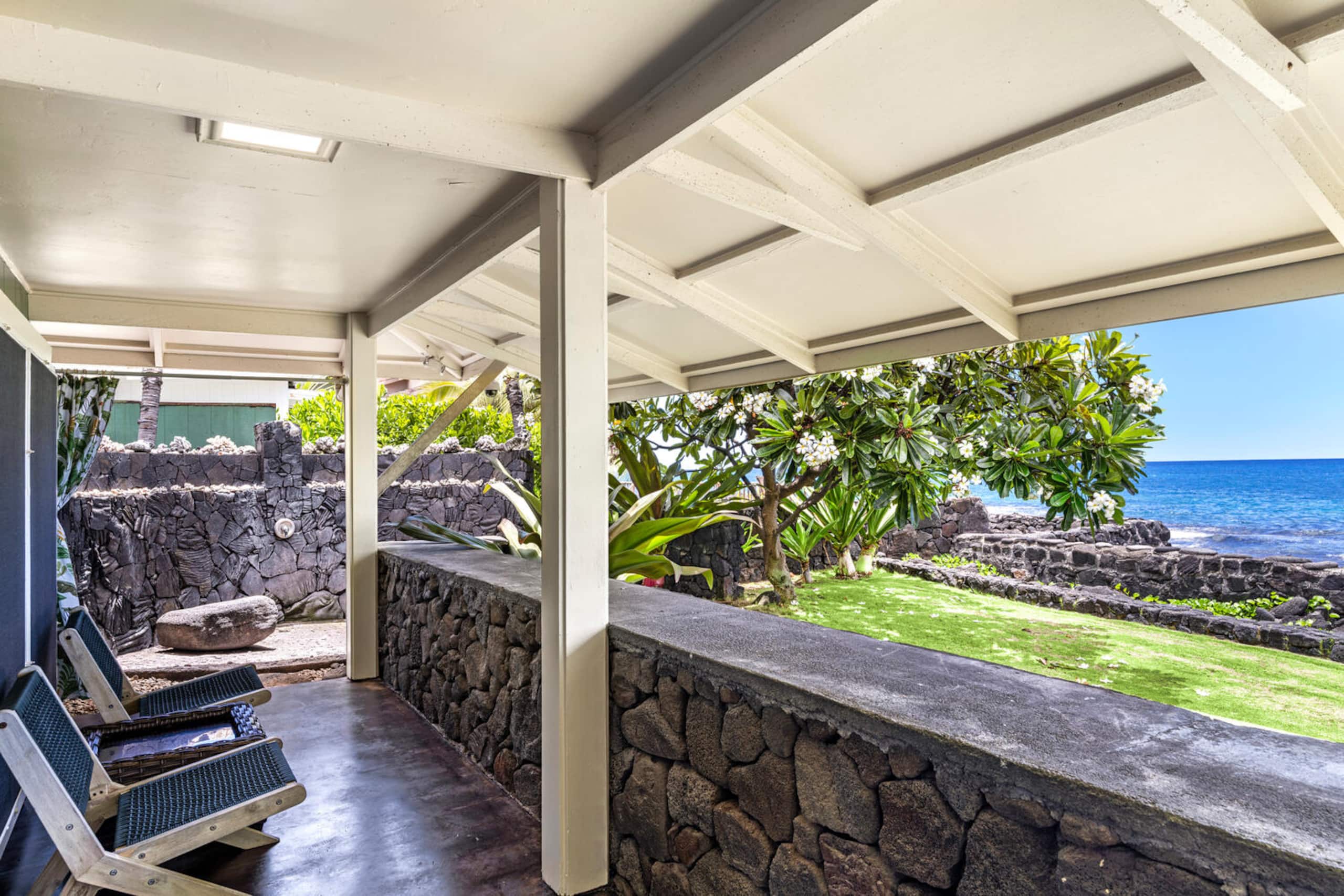 Home in Kailua-Kona · ★4.69 · 3 bedrooms · 4 beds · 2 baths - Image 33