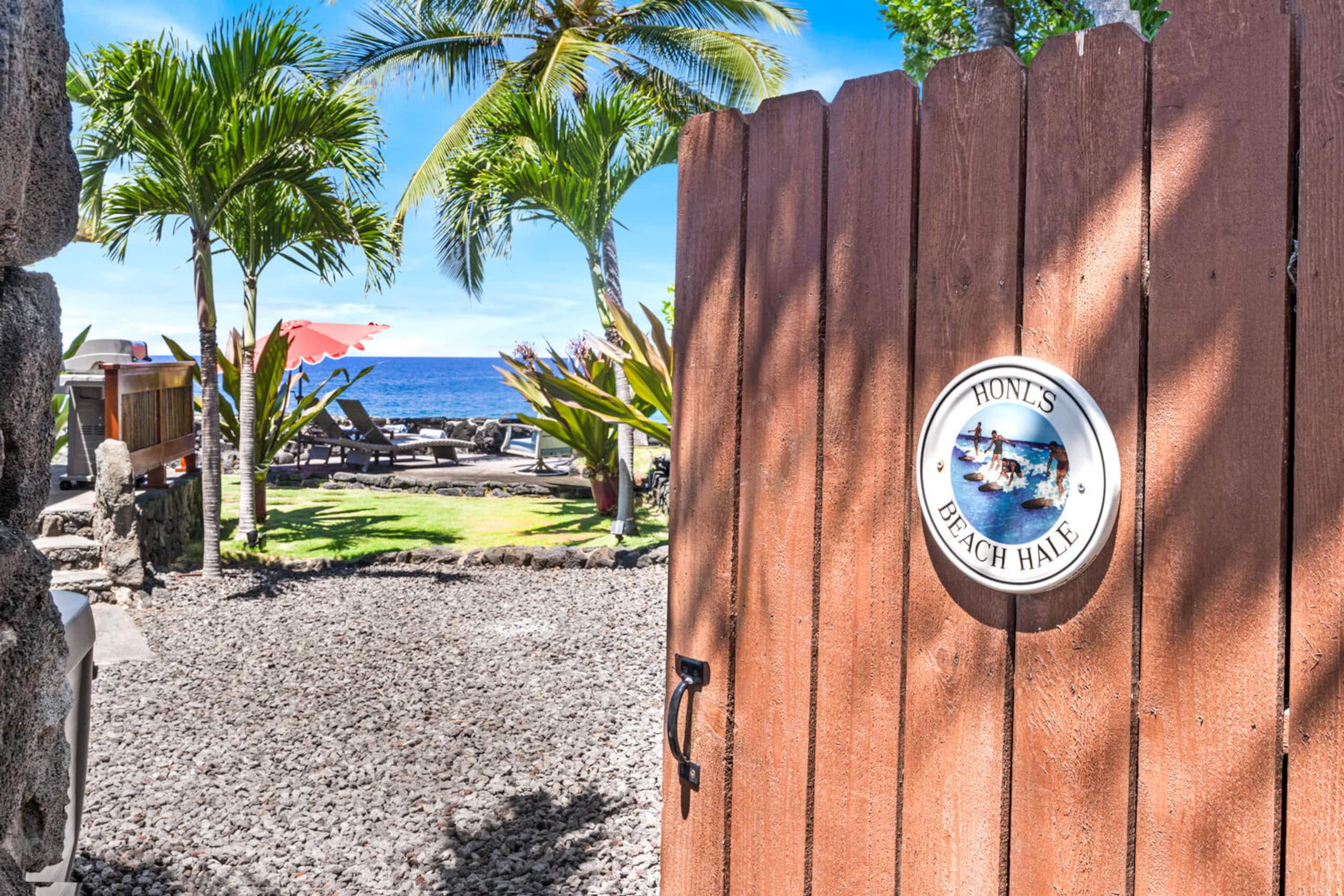 Home in Kailua-Kona · ★4.69 · 3 bedrooms · 4 beds · 2 baths - Image 38
