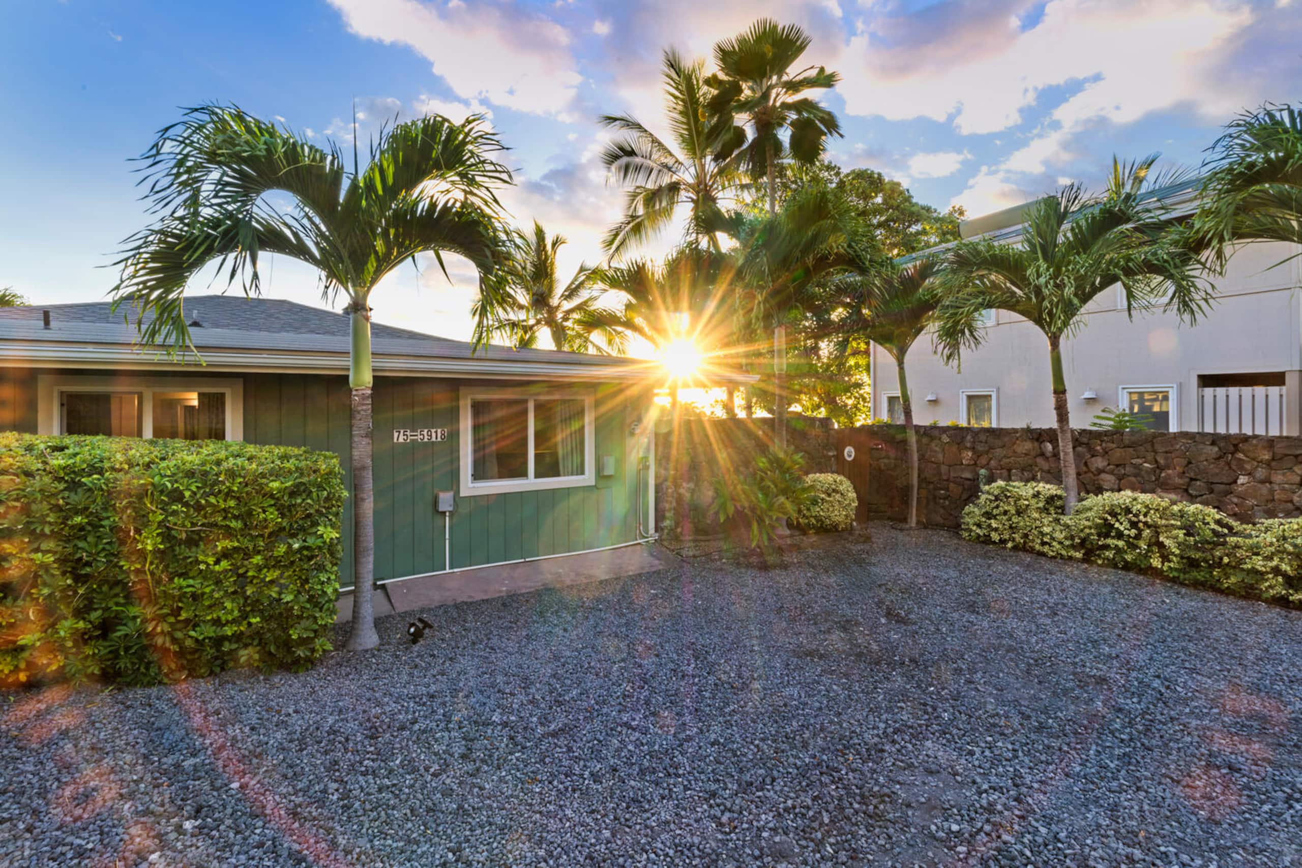 Home in Kailua-Kona · ★4.69 · 3 bedrooms · 4 beds · 2 baths - Image 42
