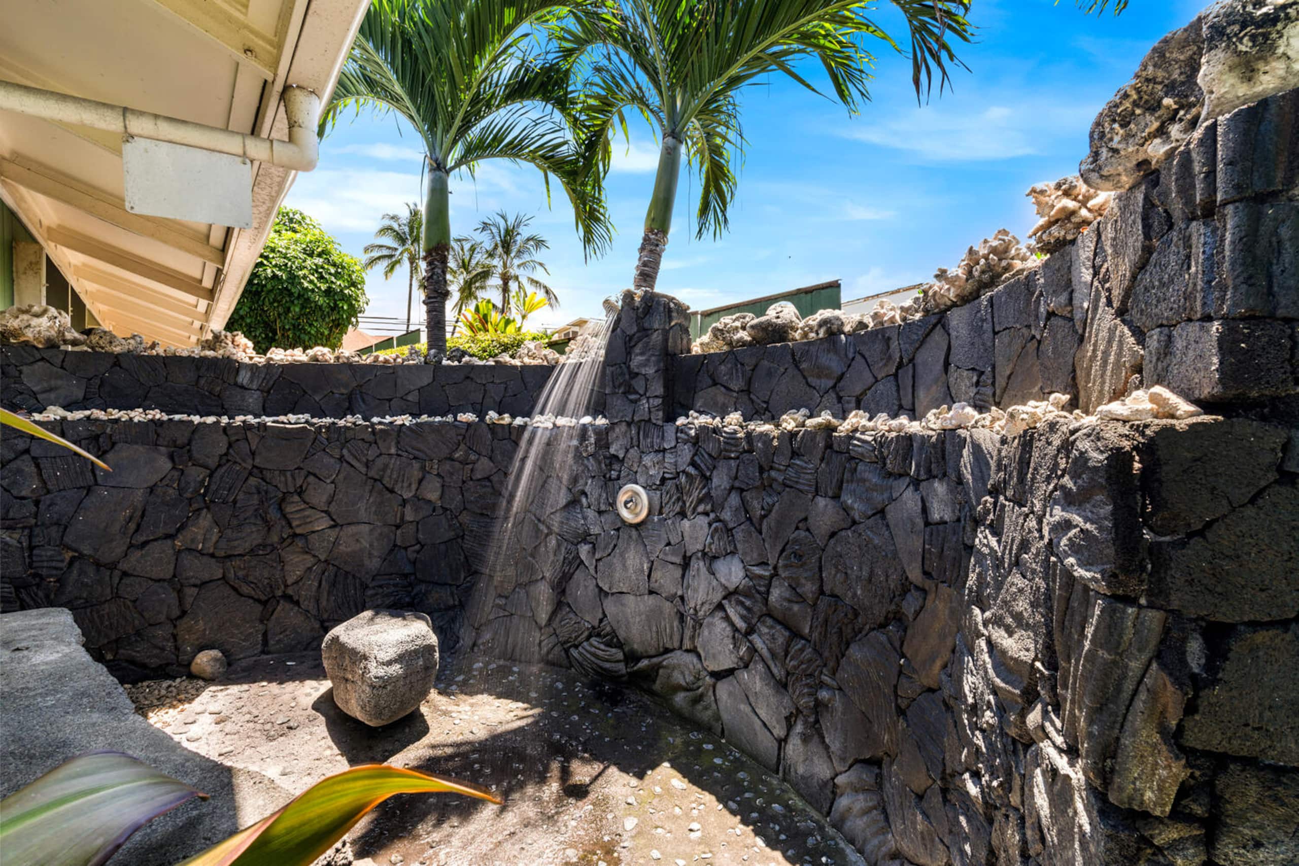 Home in Kailua-Kona · ★4.69 · 3 bedrooms · 4 beds · 2 baths - Image 29