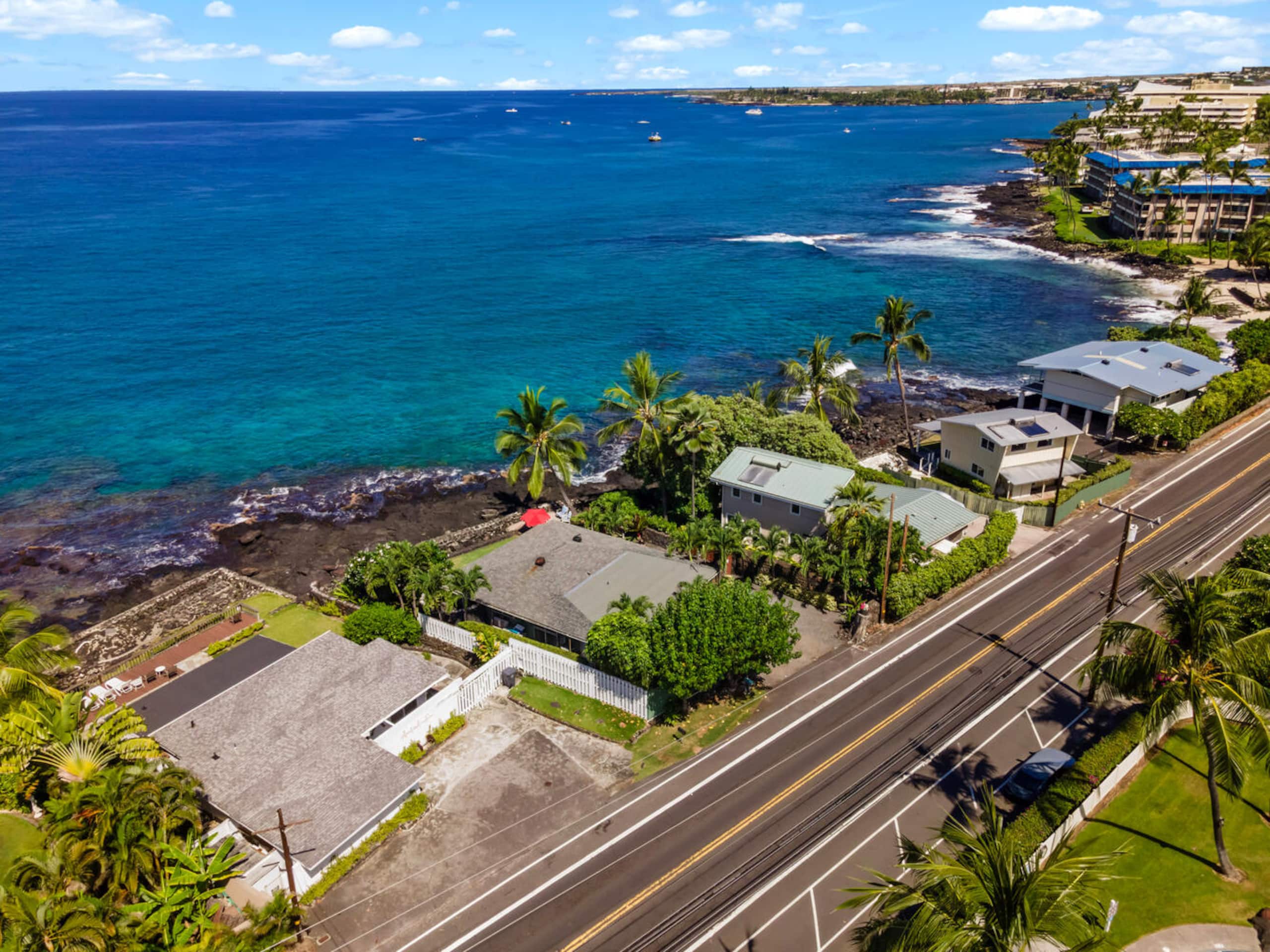 Home in Kailua-Kona · ★4.69 · 3 bedrooms · 4 beds · 2 baths - Image 47