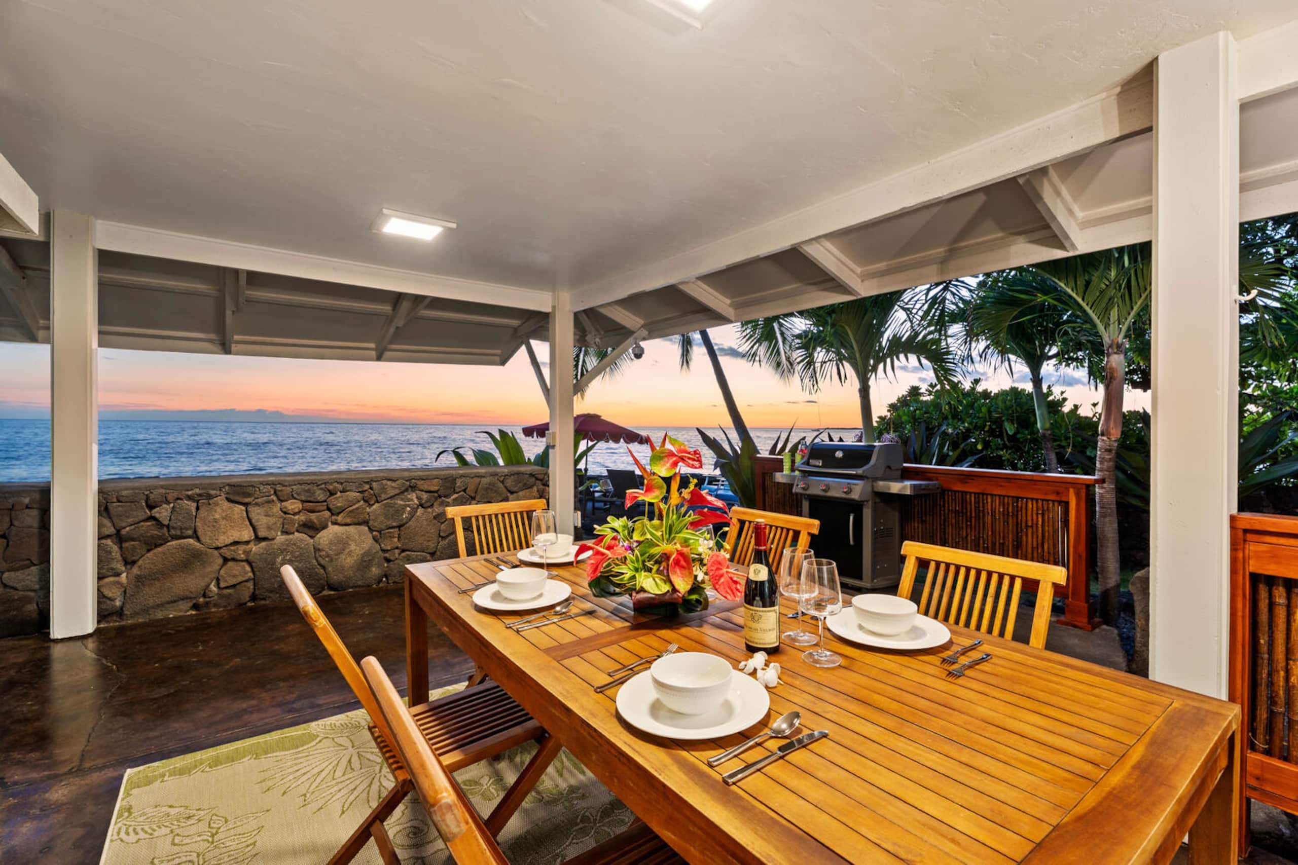 Home in Kailua-Kona · ★4.69 · 3 bedrooms · 4 beds · 2 baths - Image 3