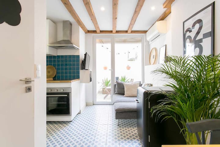 Балкон/тераса, кухня или кухненски бокс, балкон/тераса, кухня или кухненски бокс, всекидневна