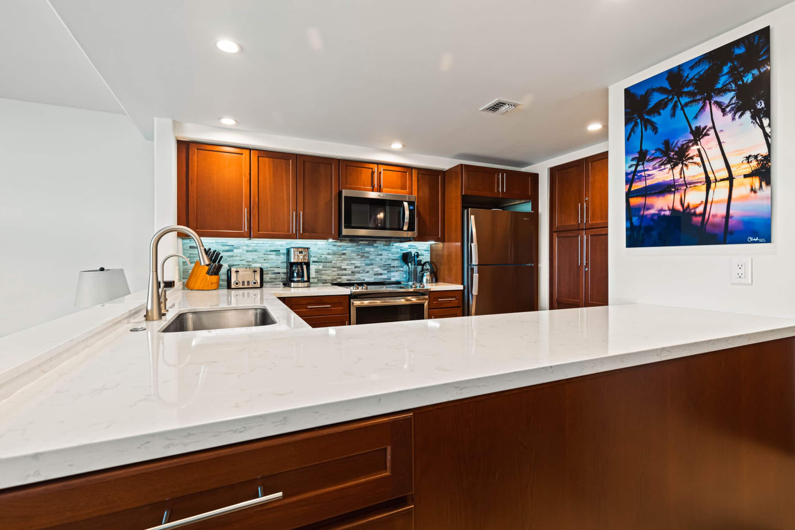 Condo in Lahaina · ★4.72 · 2 bedrooms · 3 beds · 2 baths - Image 9