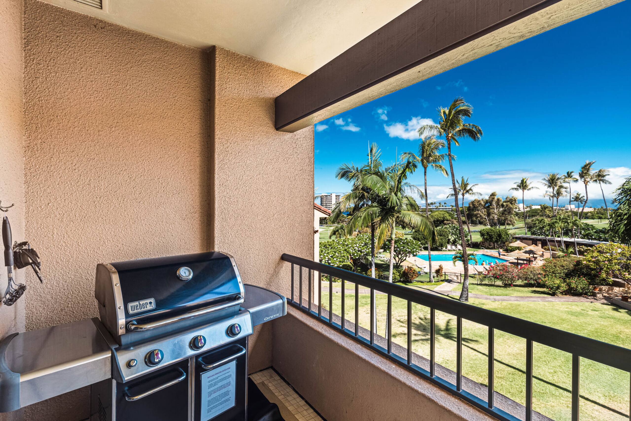 Condo in Lahaina · ★4.72 · 2 bedrooms · 3 beds · 2 baths - Image 3