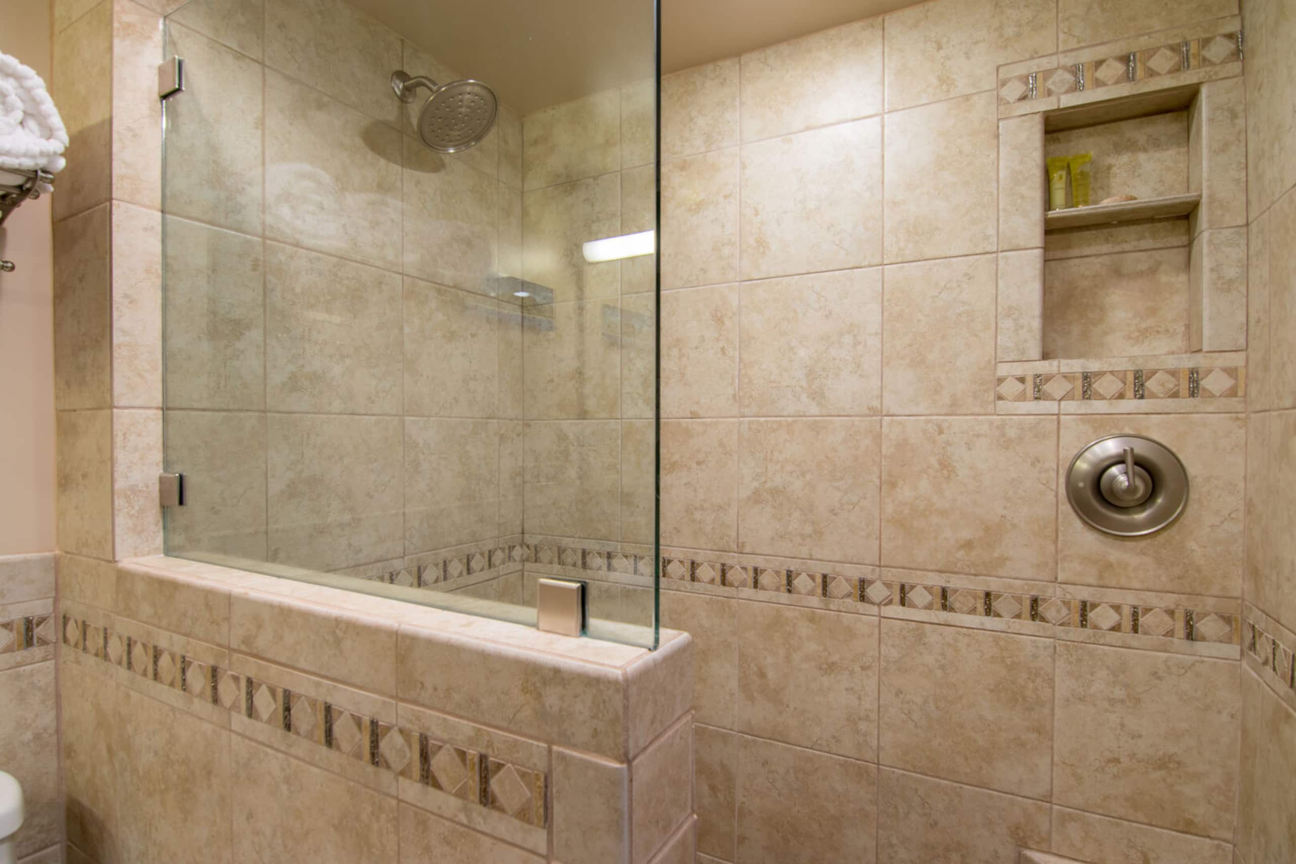 Condo in Lahaina · ★4.86 · 1 bedroom · 1 bed · 1 private bath - Image 18