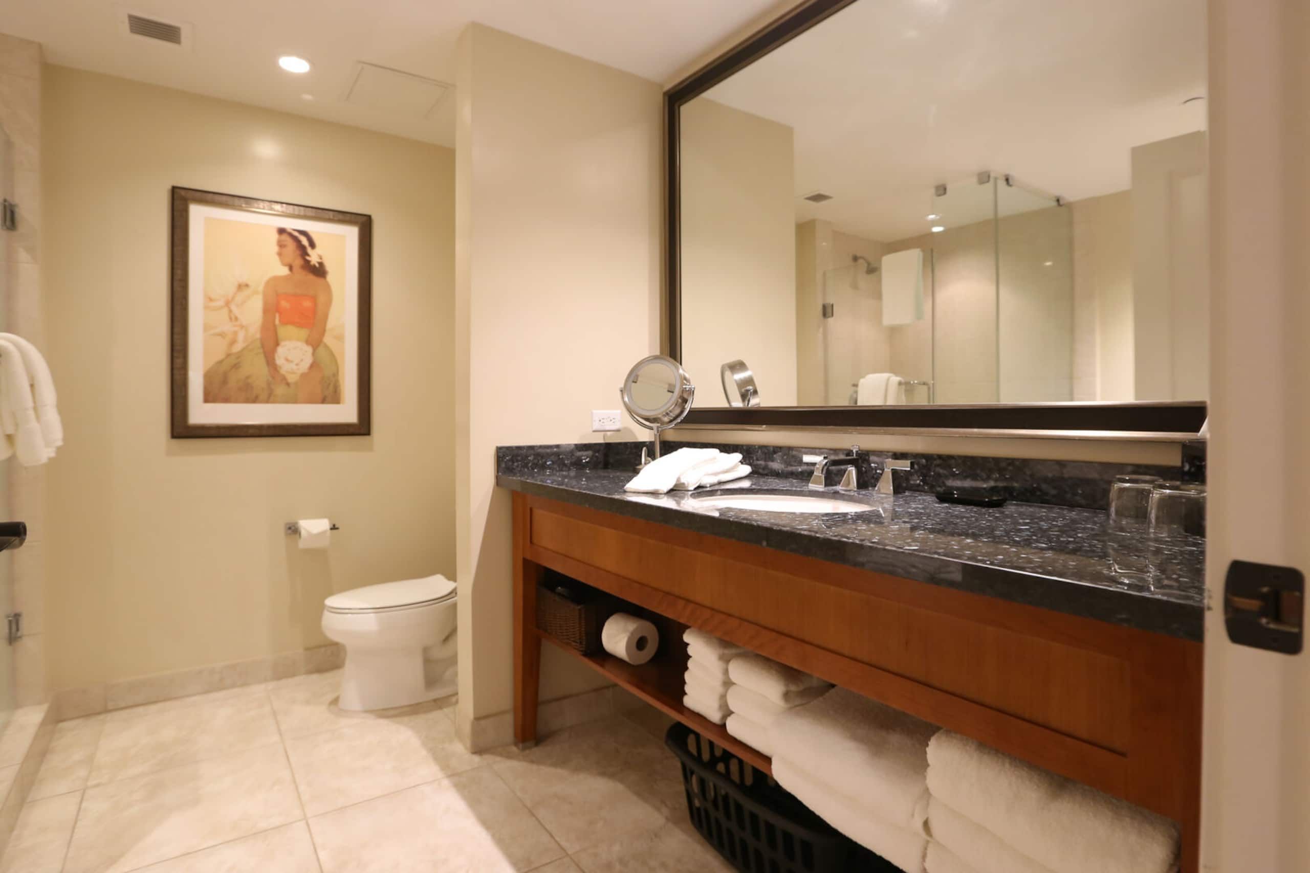 Condo in Lahaina · ★4.85 · Studio · 2 beds · 1 bath - Image 19