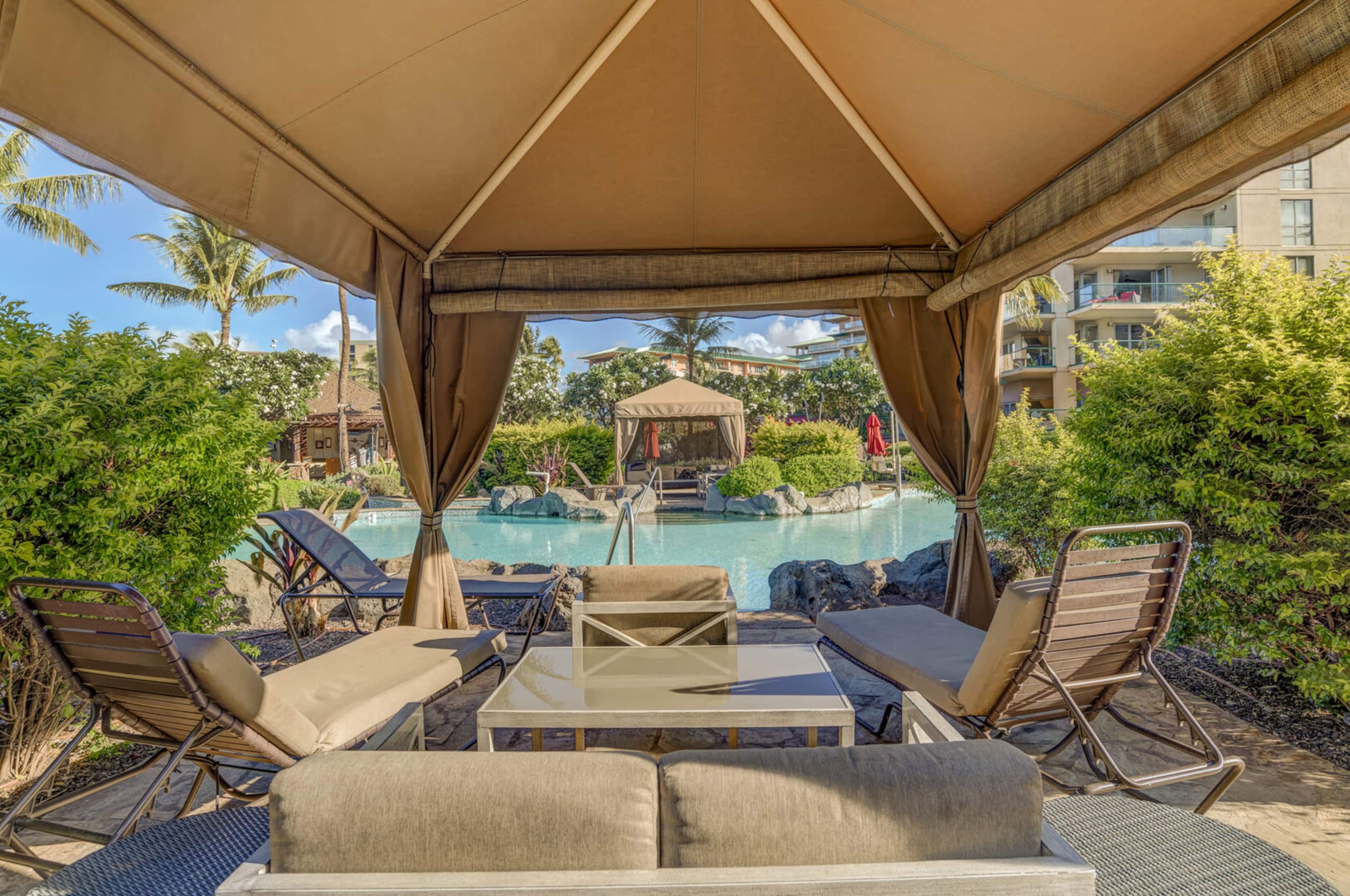 Condo in Lahaina · ★4.85 · Studio · 2 beds · 1 bath - Image 25