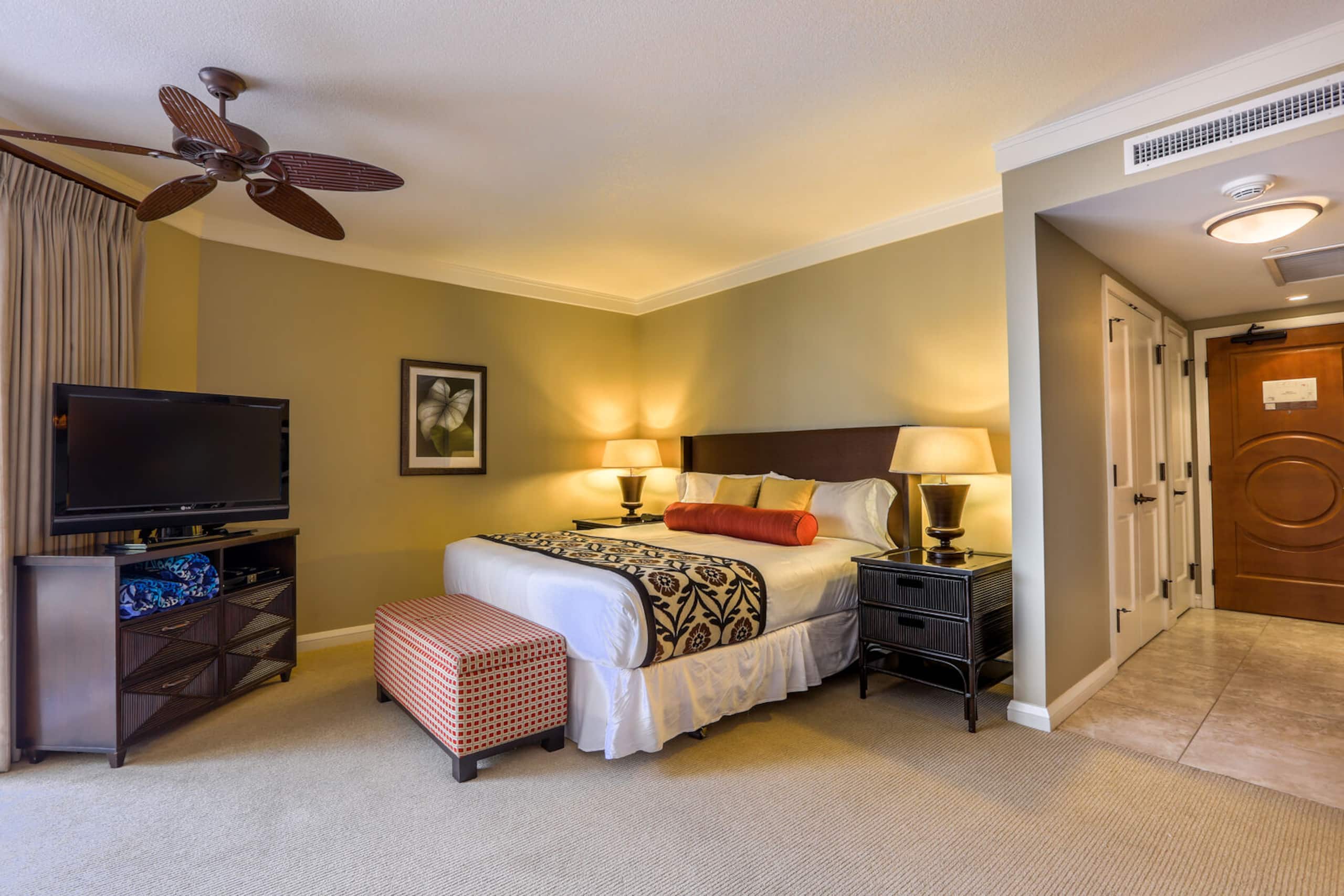 Condo in Lahaina · ★4.85 · Studio · 2 beds · 1 bath - Image 16