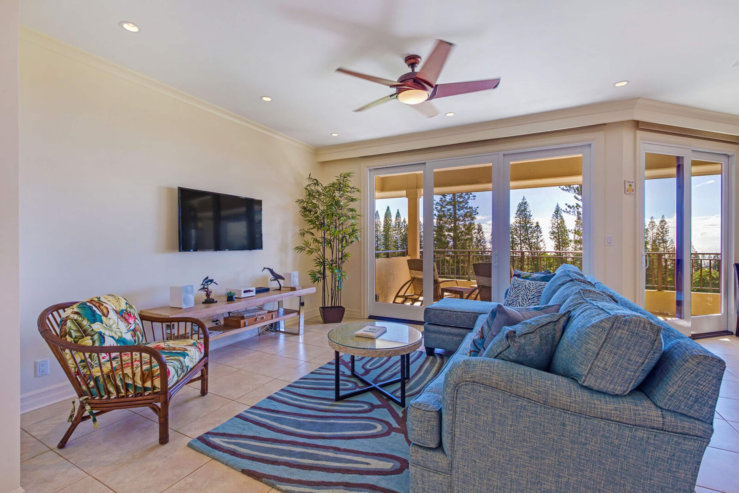 Condo in Lahaina · ★4.8 · 1 bedroom · 2 beds · 2 private baths - Image 7