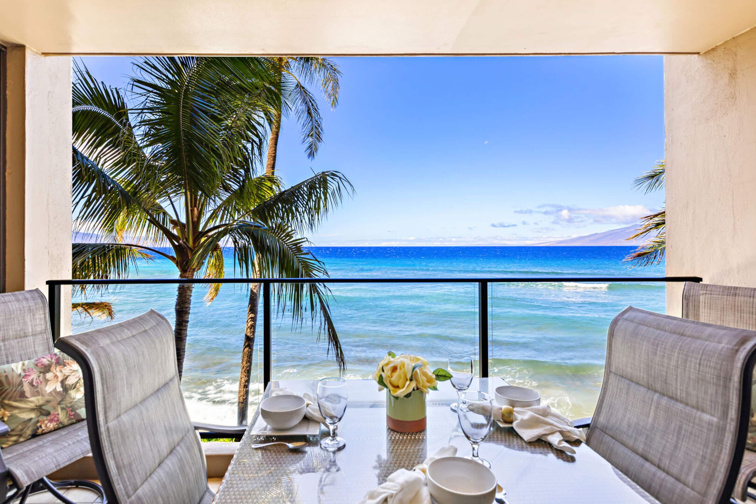 Condo in Lahaina · ★4.68 · 1 bedroom · 1 bed · 1 bath - Image 35