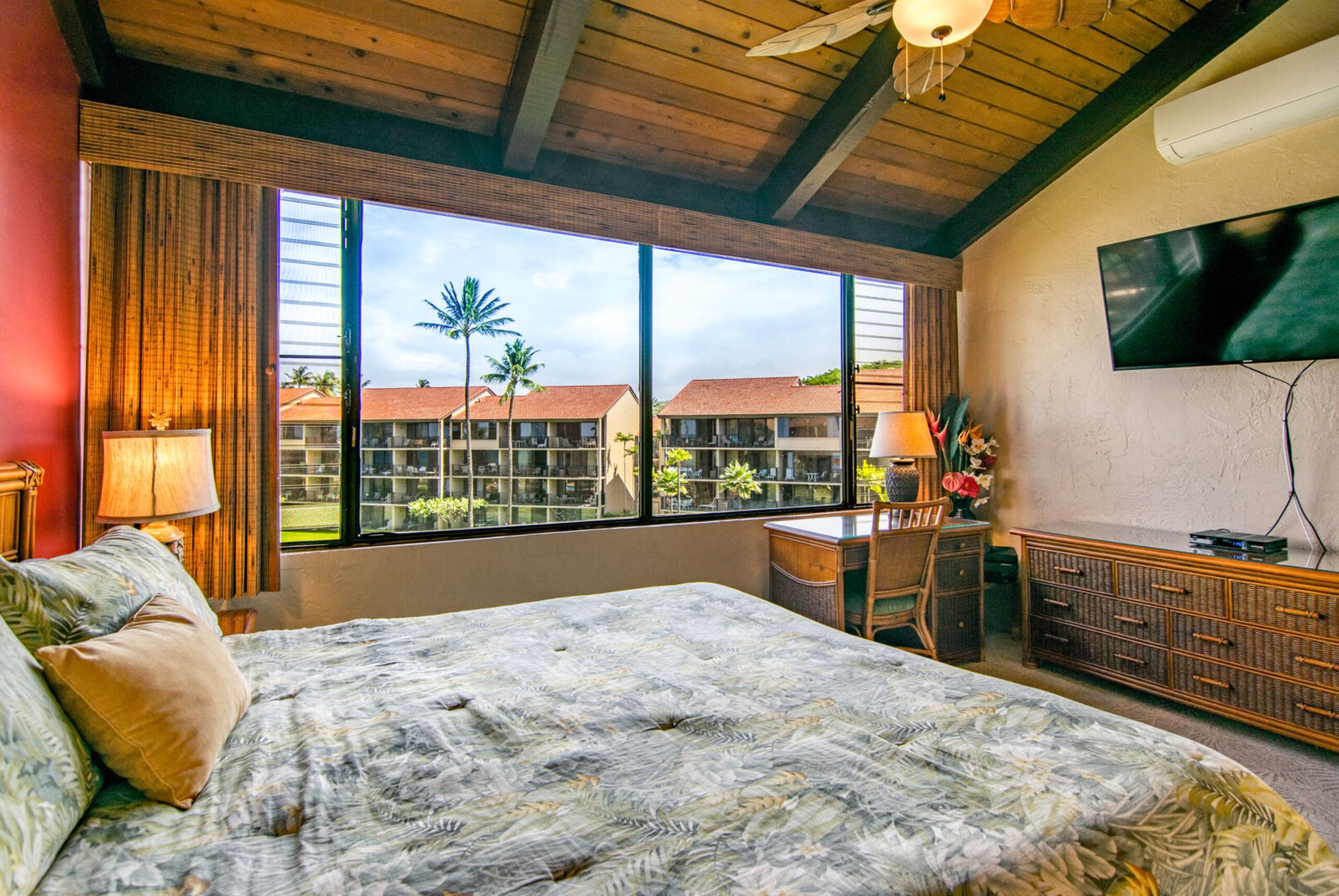 Condo in Lahaina · ★4.68 · 3 bedrooms · 5 beds · 2 baths - Image 11