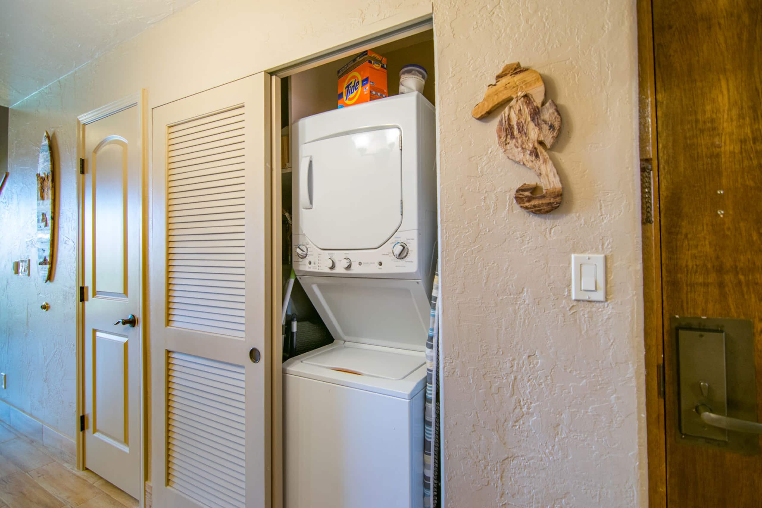 Condo in Lahaina · ★4.68 · 3 bedrooms · 5 beds · 2 baths - Image 15