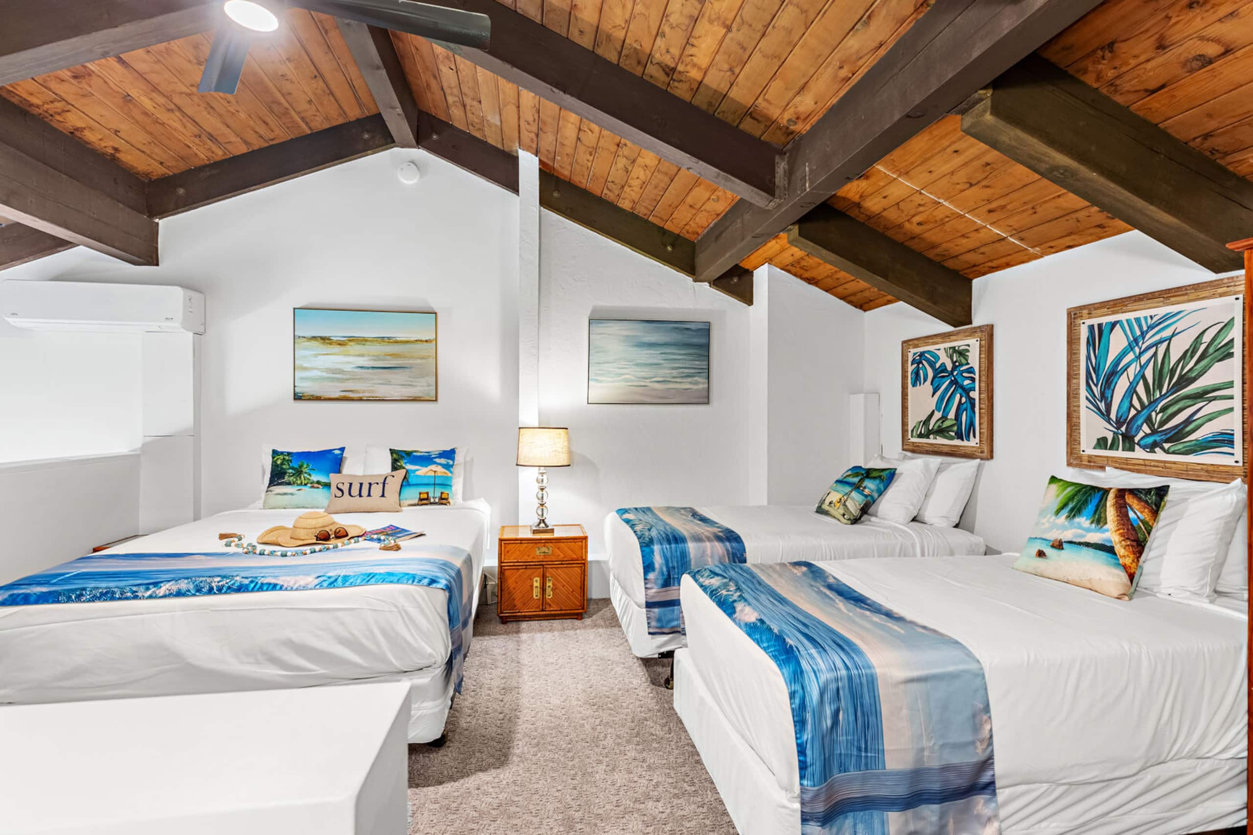 Condo in Lahaina · ★4.53 · 3 bedrooms · 6 beds · 2 baths - Image 28