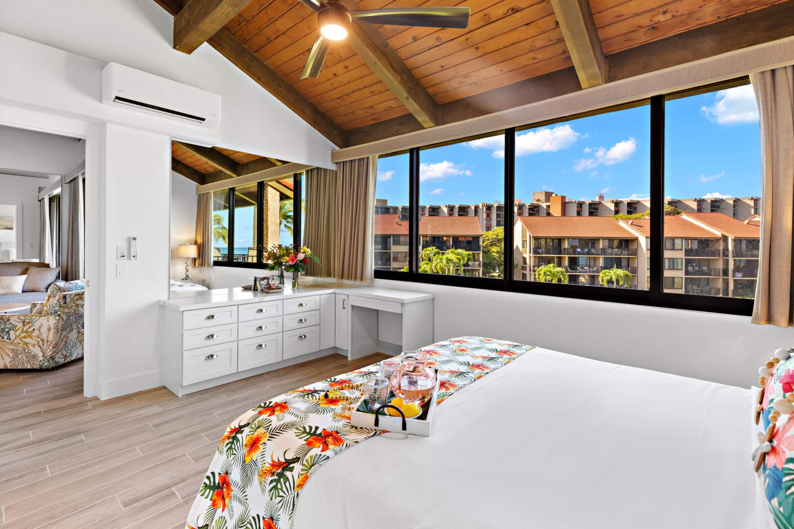 Condo in Lahaina · ★4.53 · 3 bedrooms · 6 beds · 2 baths - Image 18