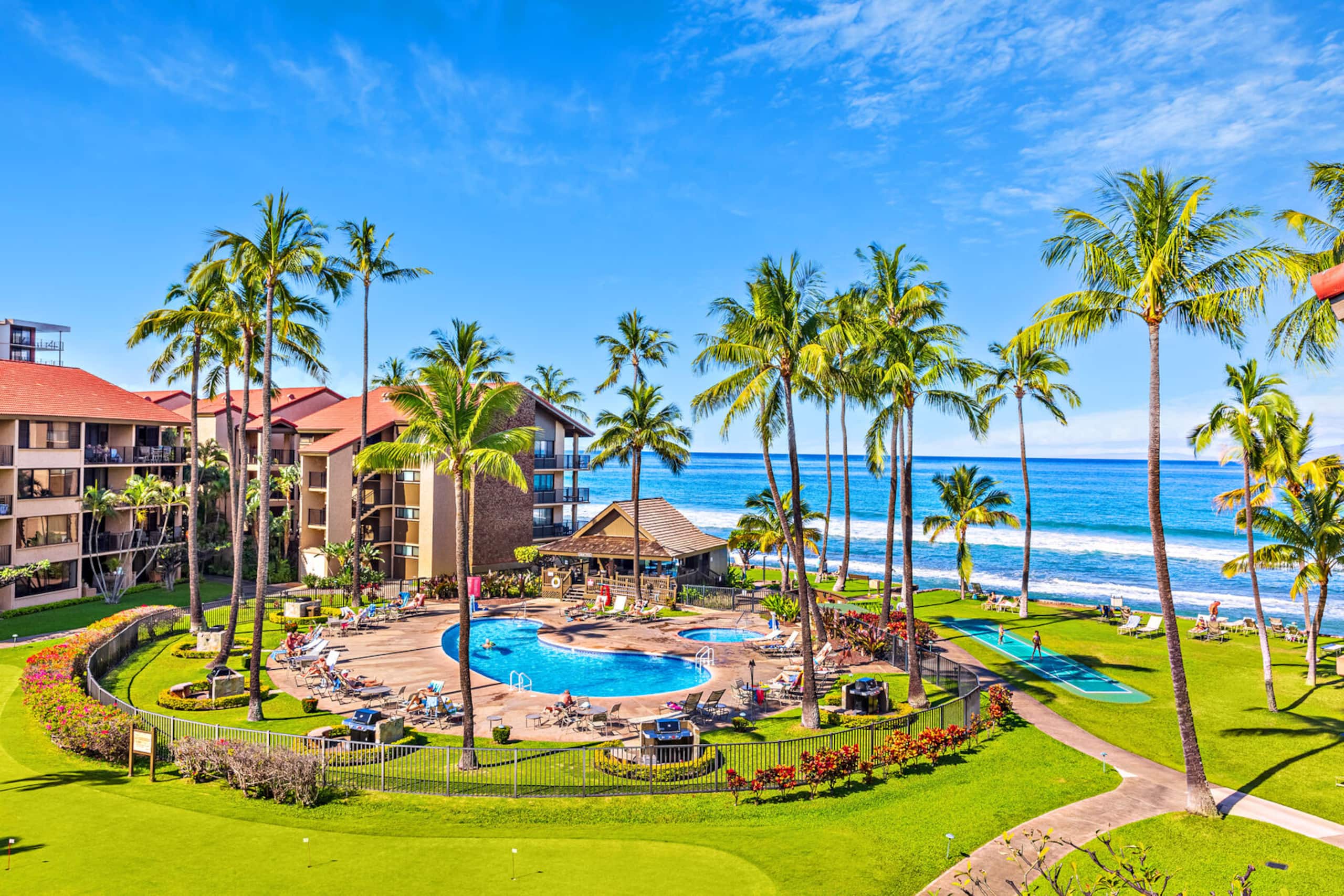 Condo in Lahaina · ★4.53 · 3 bedrooms · 6 beds · 2 baths - Image 3