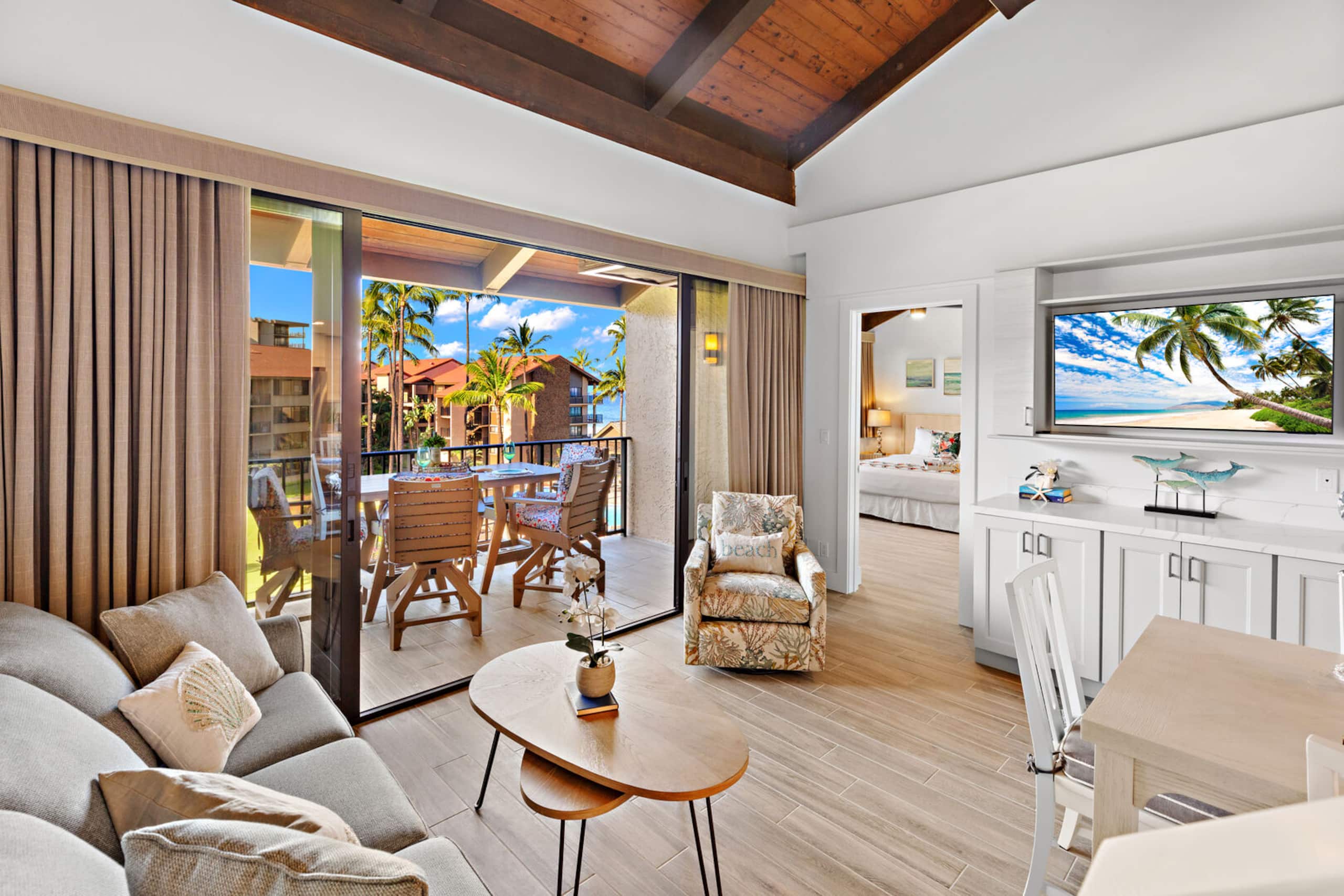 Condo in Lahaina · ★4.53 · 3 bedrooms · 6 beds · 2 baths - Image 5