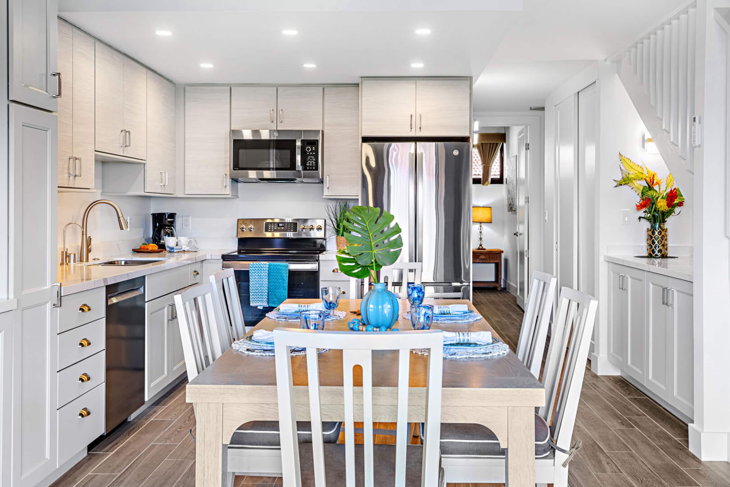 Condo in Lahaina · ★4.53 · 3 bedrooms · 6 beds · 2 baths - Image 8