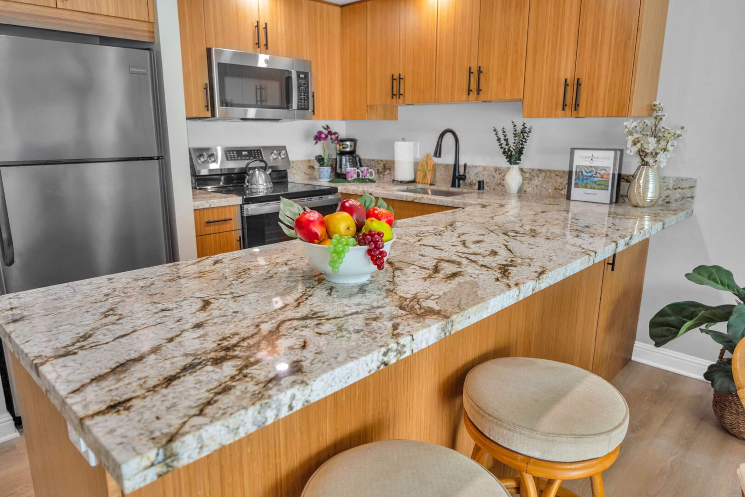 Condo in Lahaina · ★4.77 · 1 bedroom · 1 bed · 1 private bath - Image 12