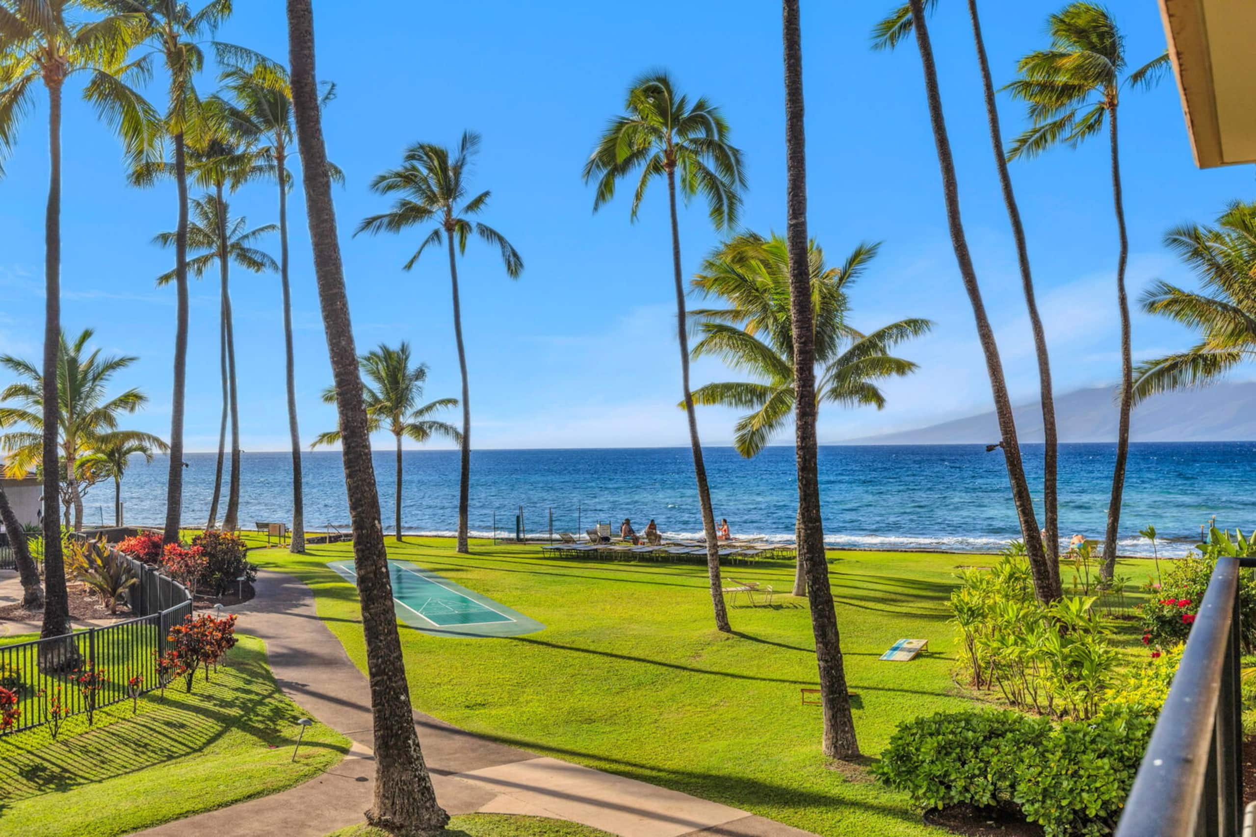 Condo in Lahaina · ★4.77 · 1 bedroom · 1 bed · 1 private bath - Image 39