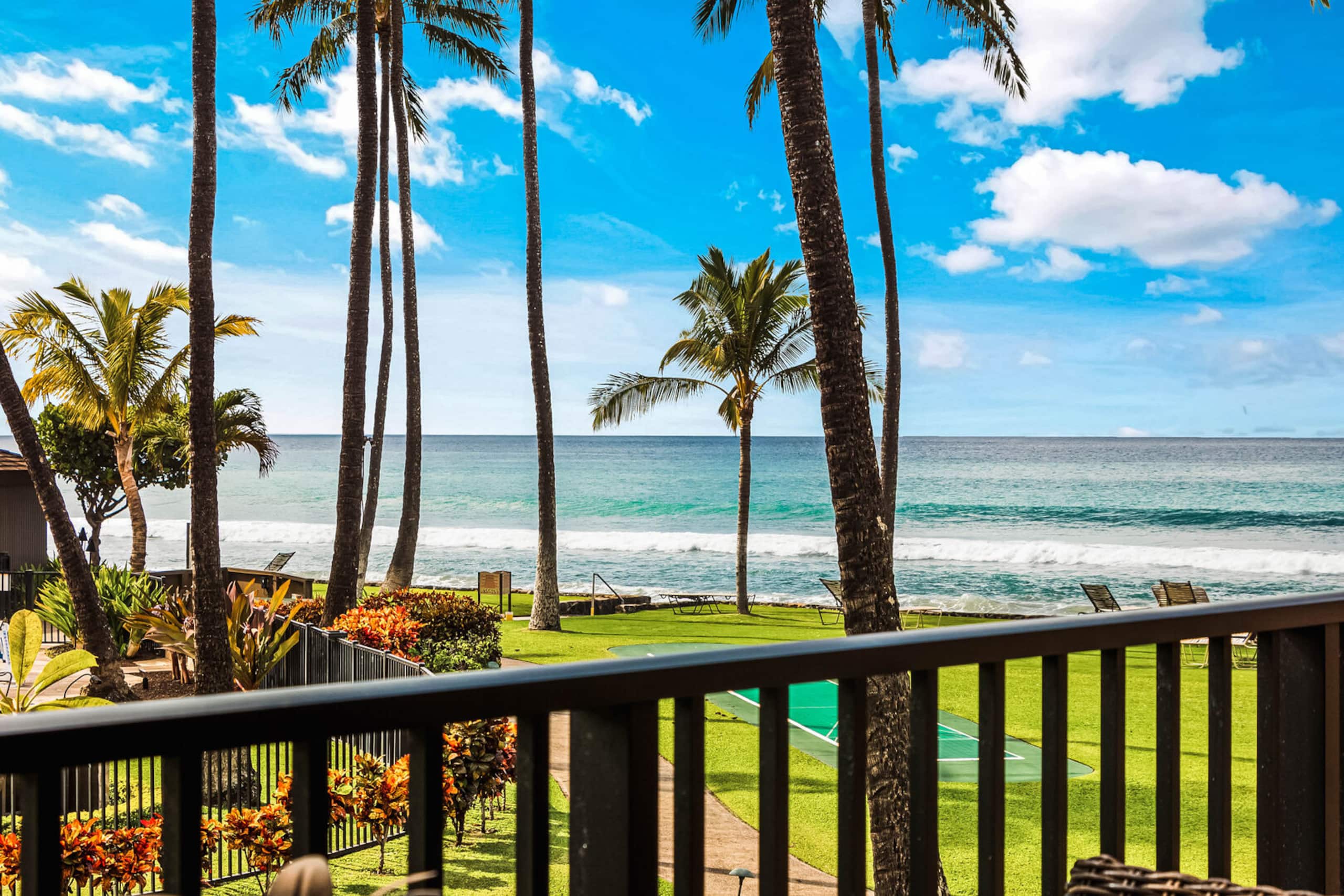 Condo in Lahaina · ★4.77 · 1 bedroom · 1 bed · 1 private bath - Image 33