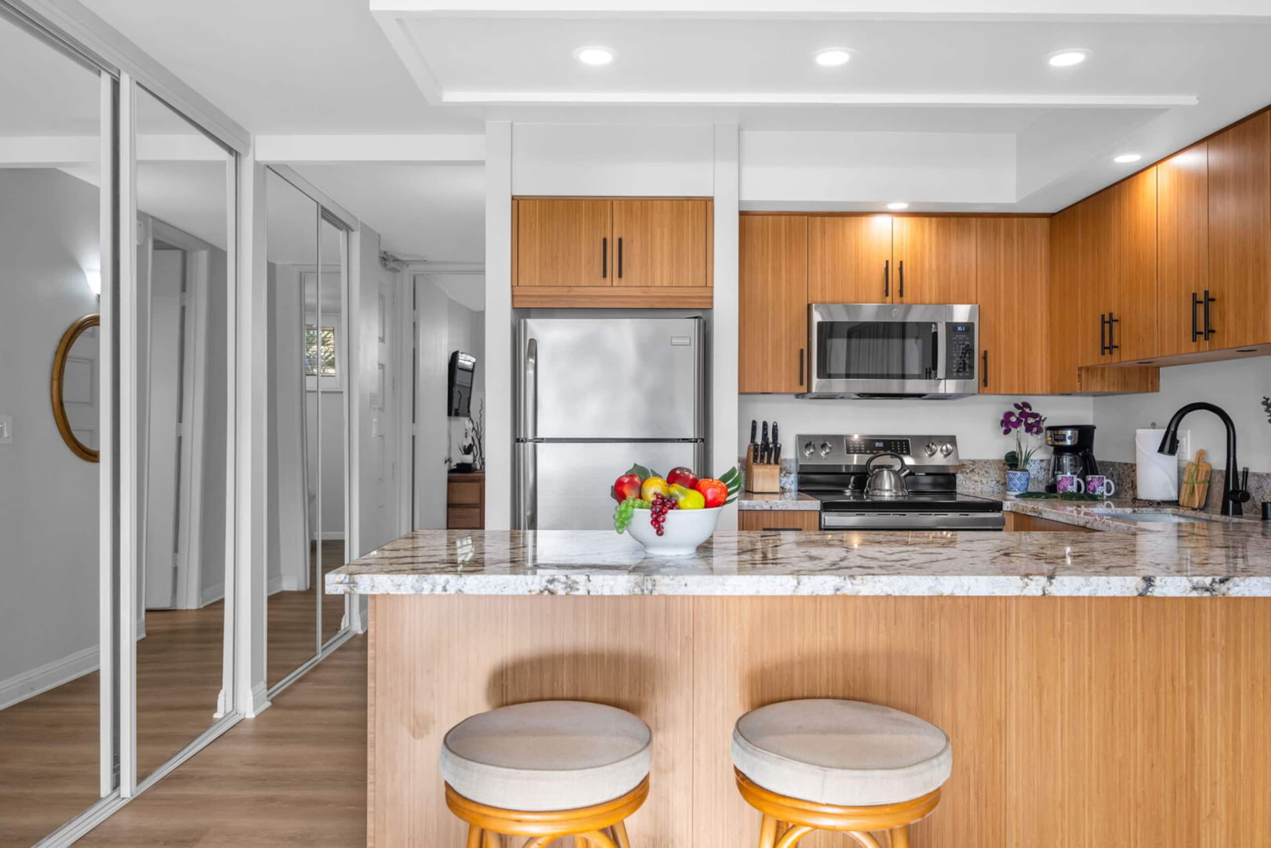 Condo in Lahaina · ★4.77 · 1 bedroom · 1 bed · 1 private bath - Image 14