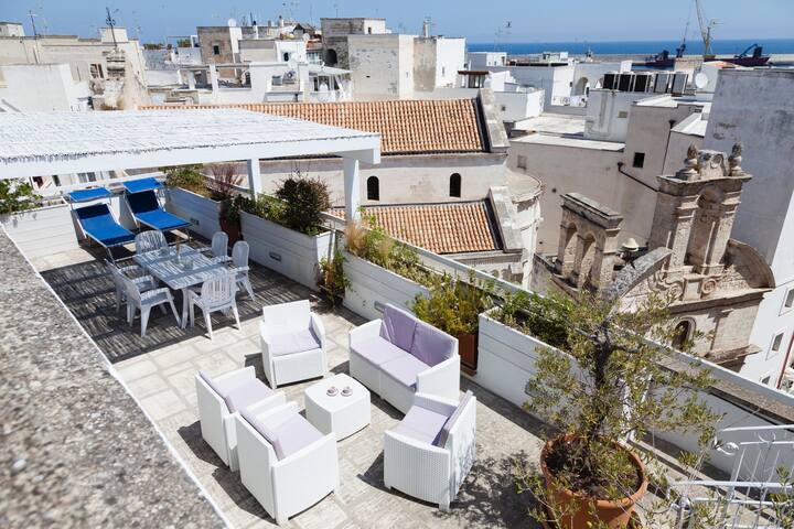Paradiso Penthouse: Luxury Apartment Monopoli gallery image 4