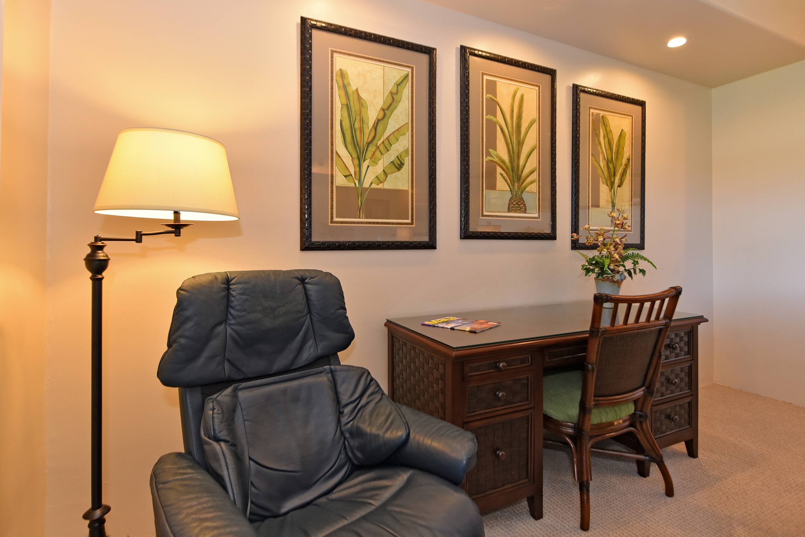 Condo in Lahaina · ★4.79 · 2 bedrooms · 3 beds · 2 baths - Image 6