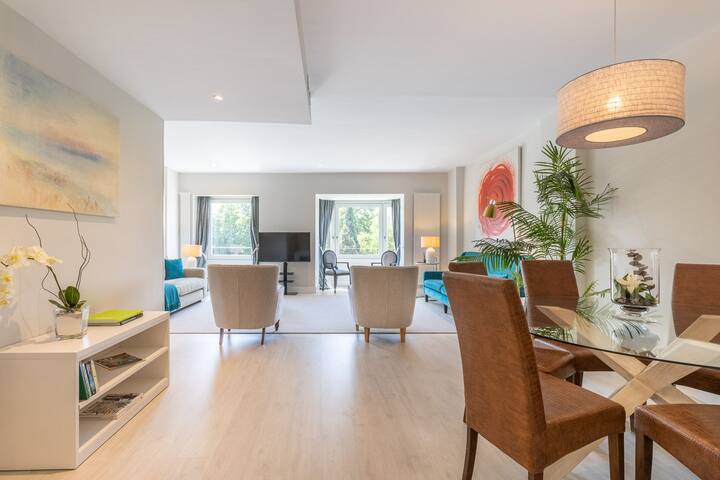 Elegant 2-Bedroom Apartment Near Retiro Park gallery image 4