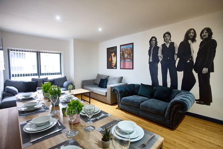 Lavish Lettings Ltd managed Airbnb listing 1