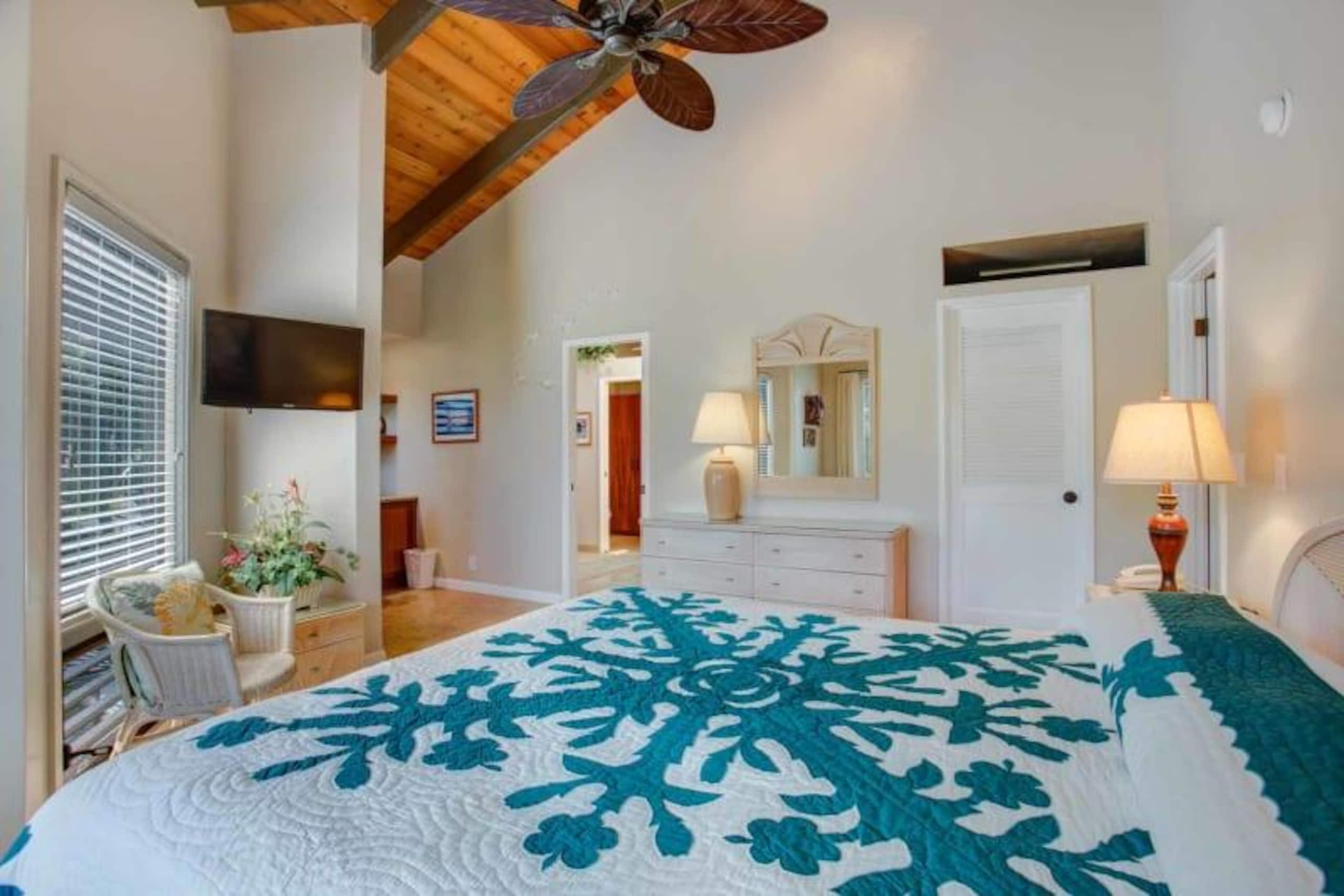Condo in KAILUA-KONA · ★4.7 · 2 bedrooms · 3 beds · 2 private baths - Image 1