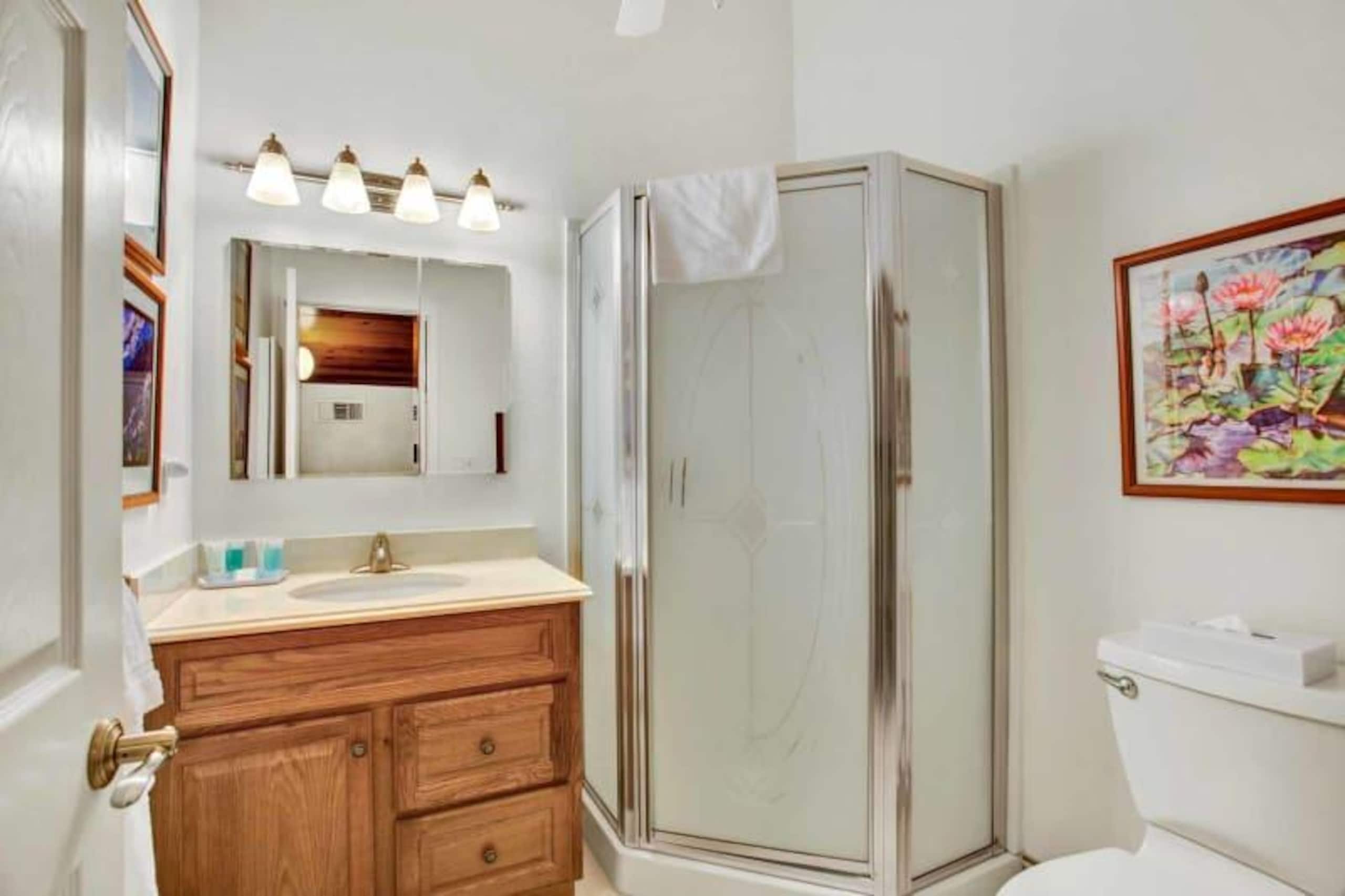 Condo in KAILUA-KONA · ★4.7 · 2 bedrooms · 3 beds · 2 private baths - Image 11