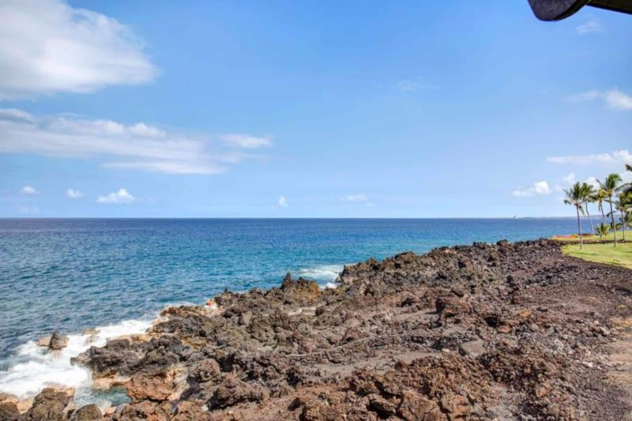 Condo in KAILUA-KONA · ★4.7 · 2 bedrooms · 3 beds · 2 private baths - Image 25