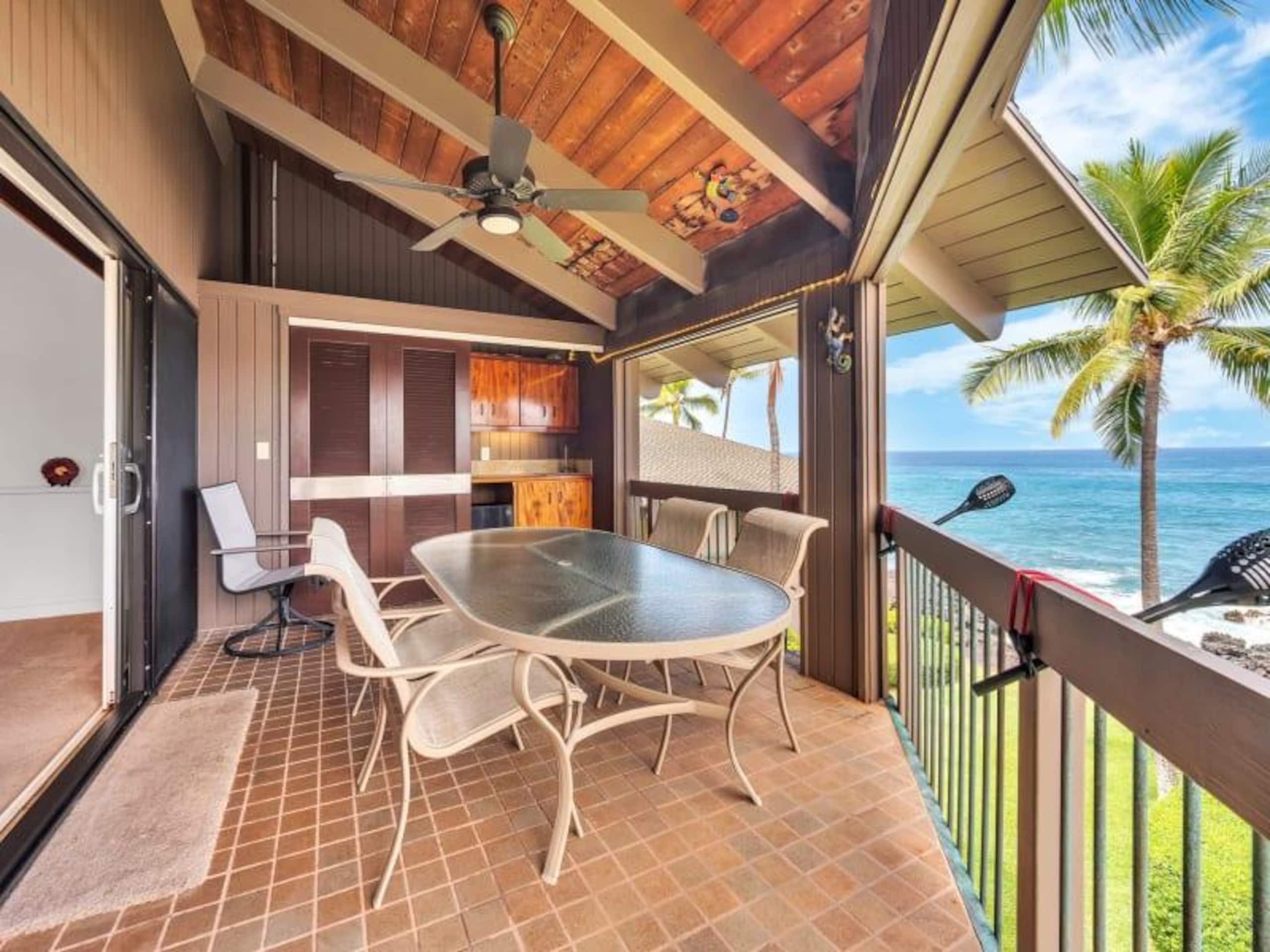 Condo in KAILUA-KONA · ★4.54 · 2 bedrooms · 3 beds · 2 baths - Image 7