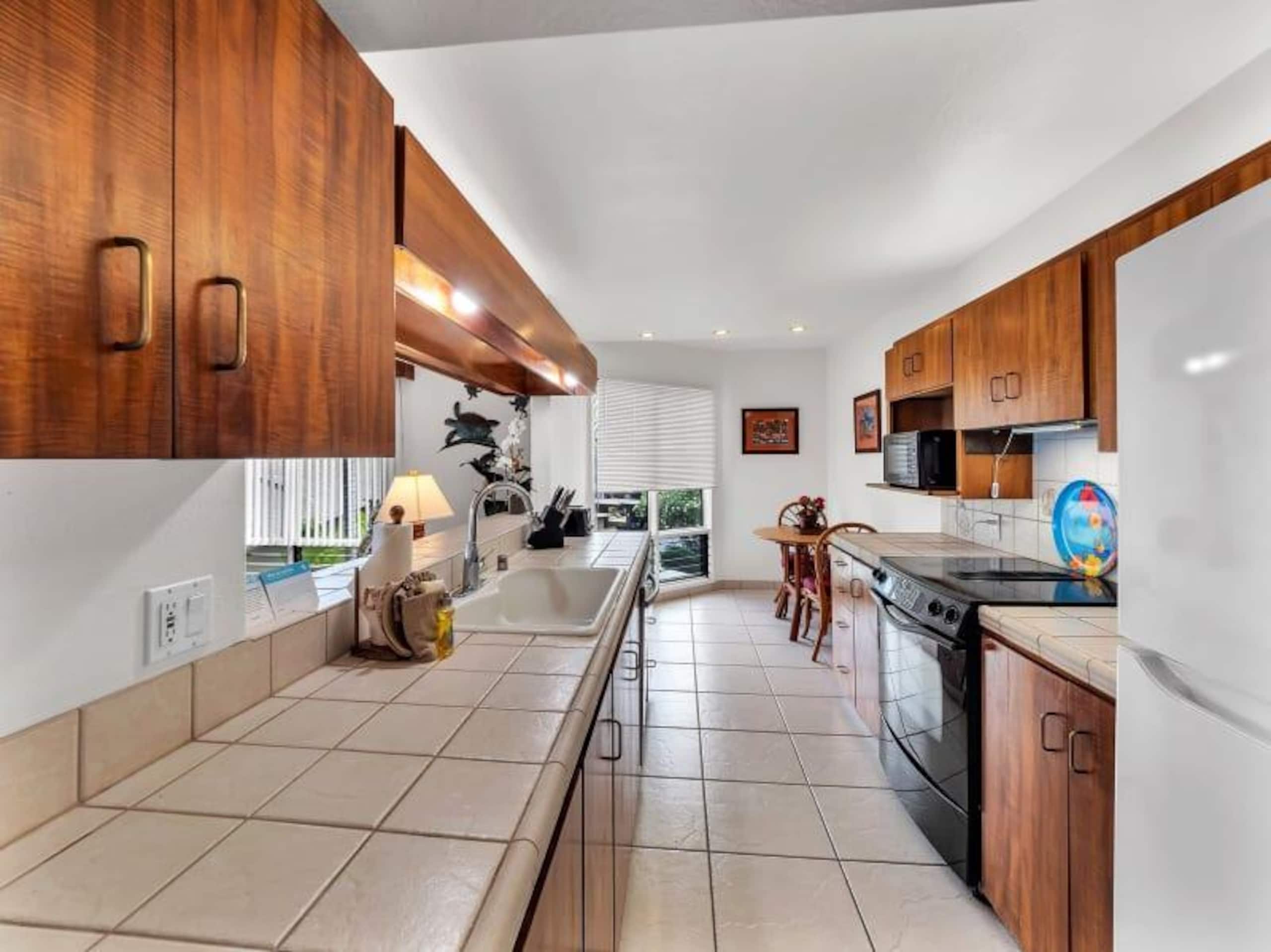 Condo in KAILUA-KONA · ★4.54 · 2 bedrooms · 3 beds · 2 baths - Image 17