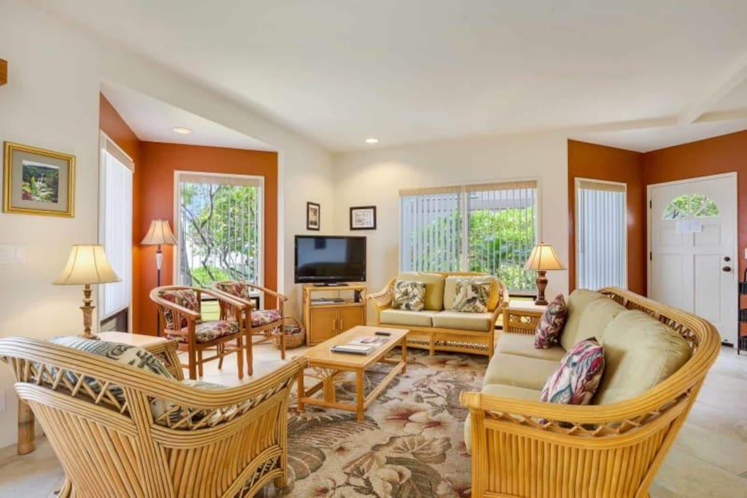 Condo in KAILUA-KONA · ★4.5 · 2 bedrooms · 3 beds · 2 baths - Image 2