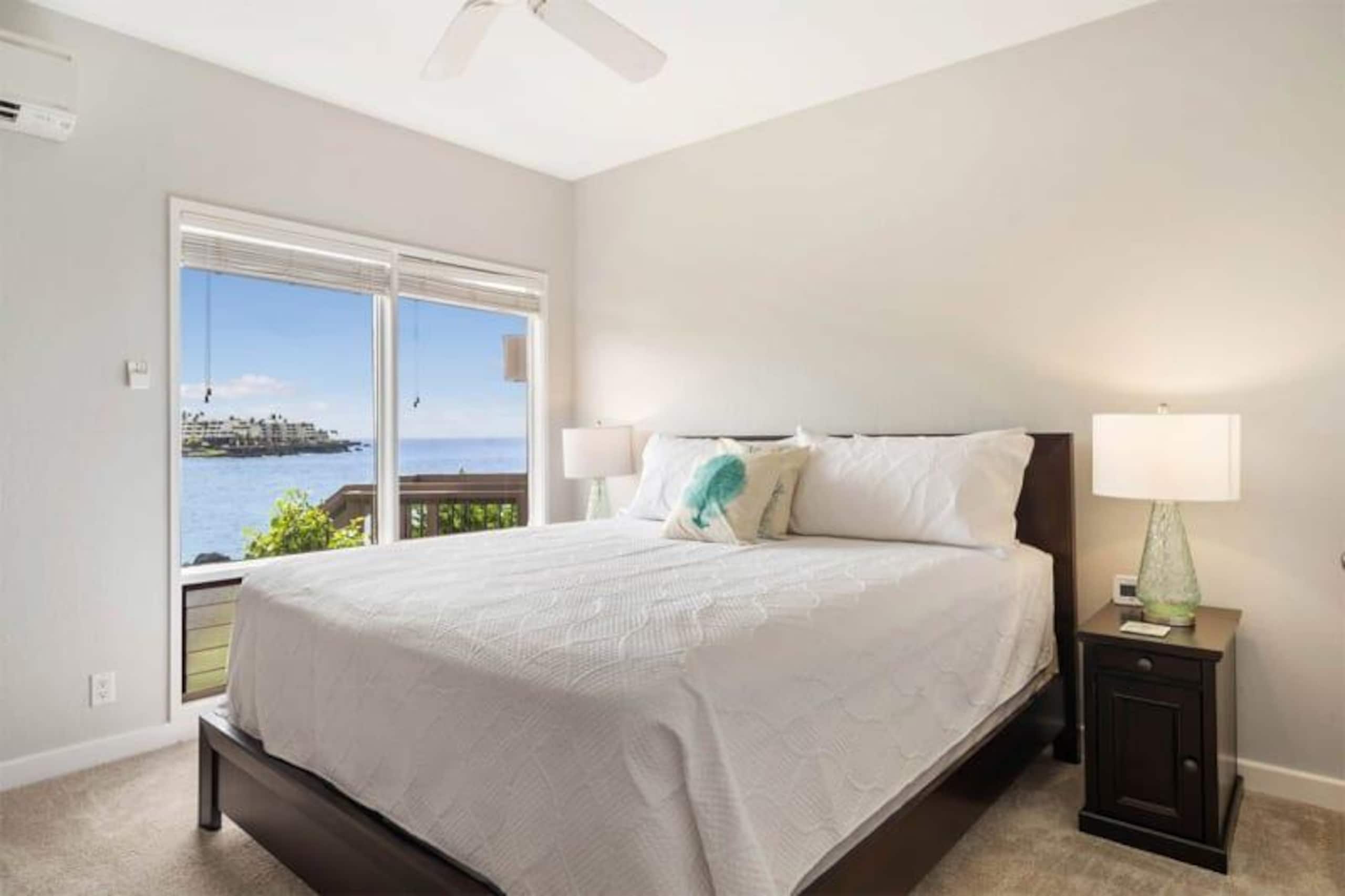 Condo in KAILUA-KONA · ★4.67 · 2 bedrooms · 3 beds · 2 baths - Image 12