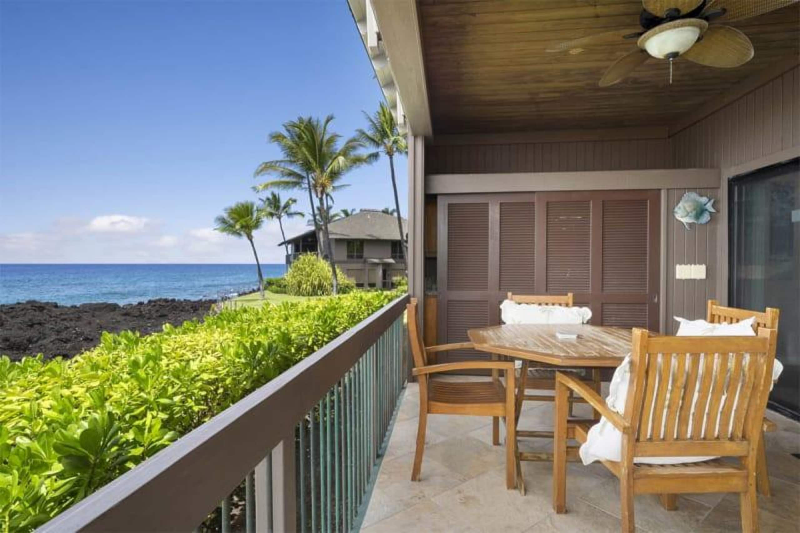 Condo in KAILUA-KONA · ★4.67 · 2 bedrooms · 3 beds · 2 baths - Image 1