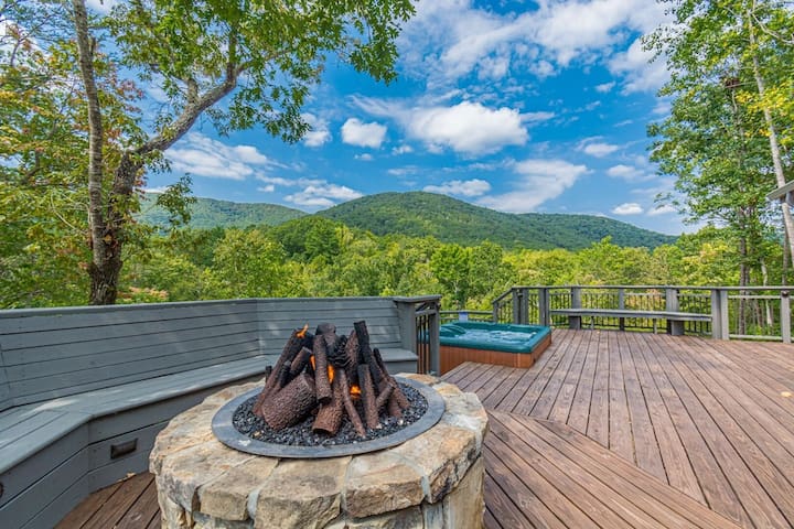 Blue Creek Cabins managed Airbnb listing 2
