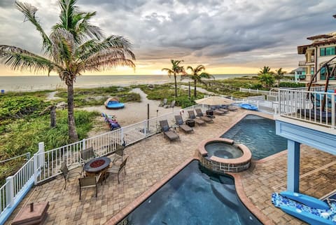OceanfrontVilla/Pool/HotTub/8bedroom