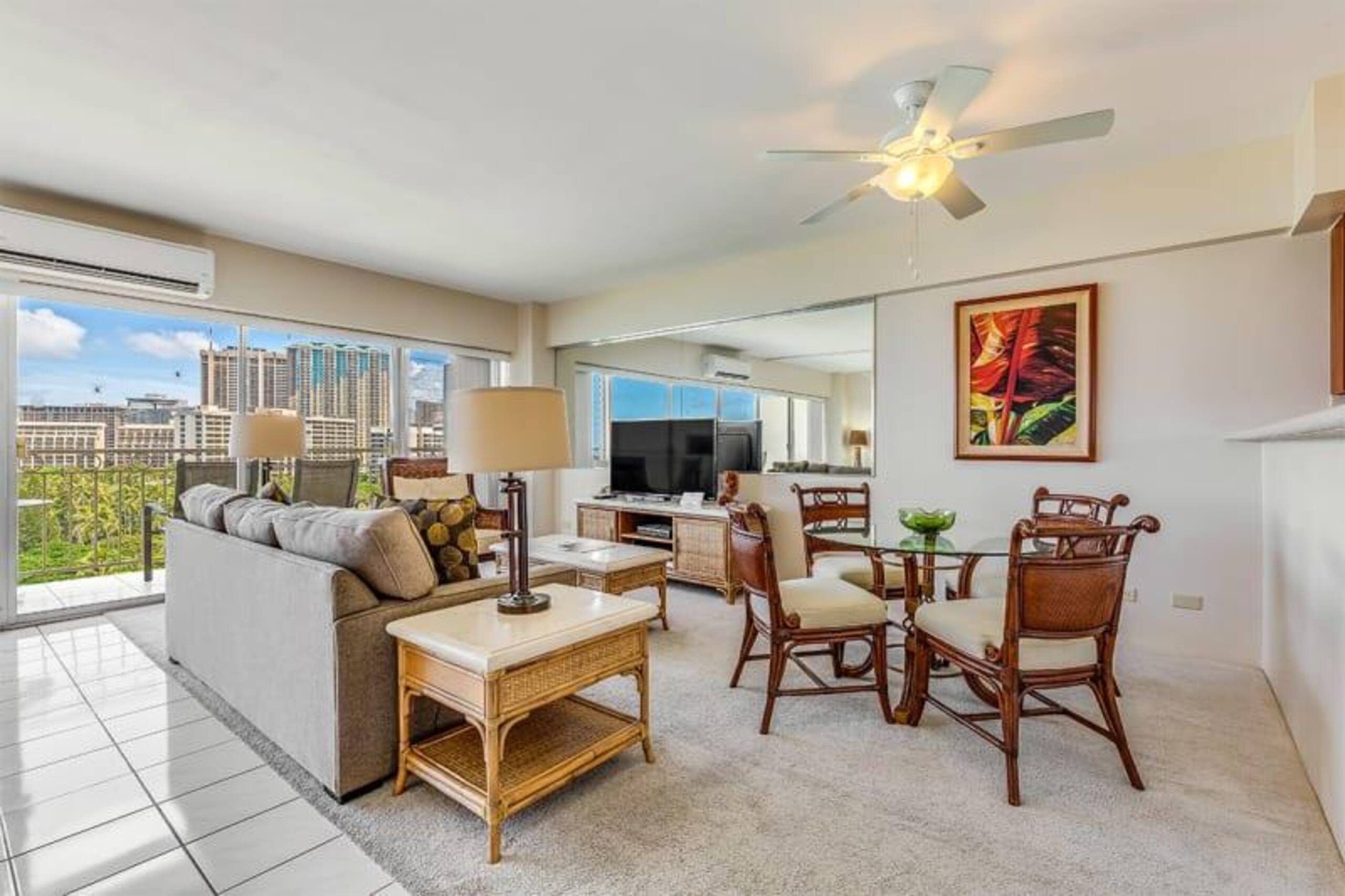 Condo in Honolulu · ★4.5 · 1 bedroom · 1 bed · 1 private bath - Image 3