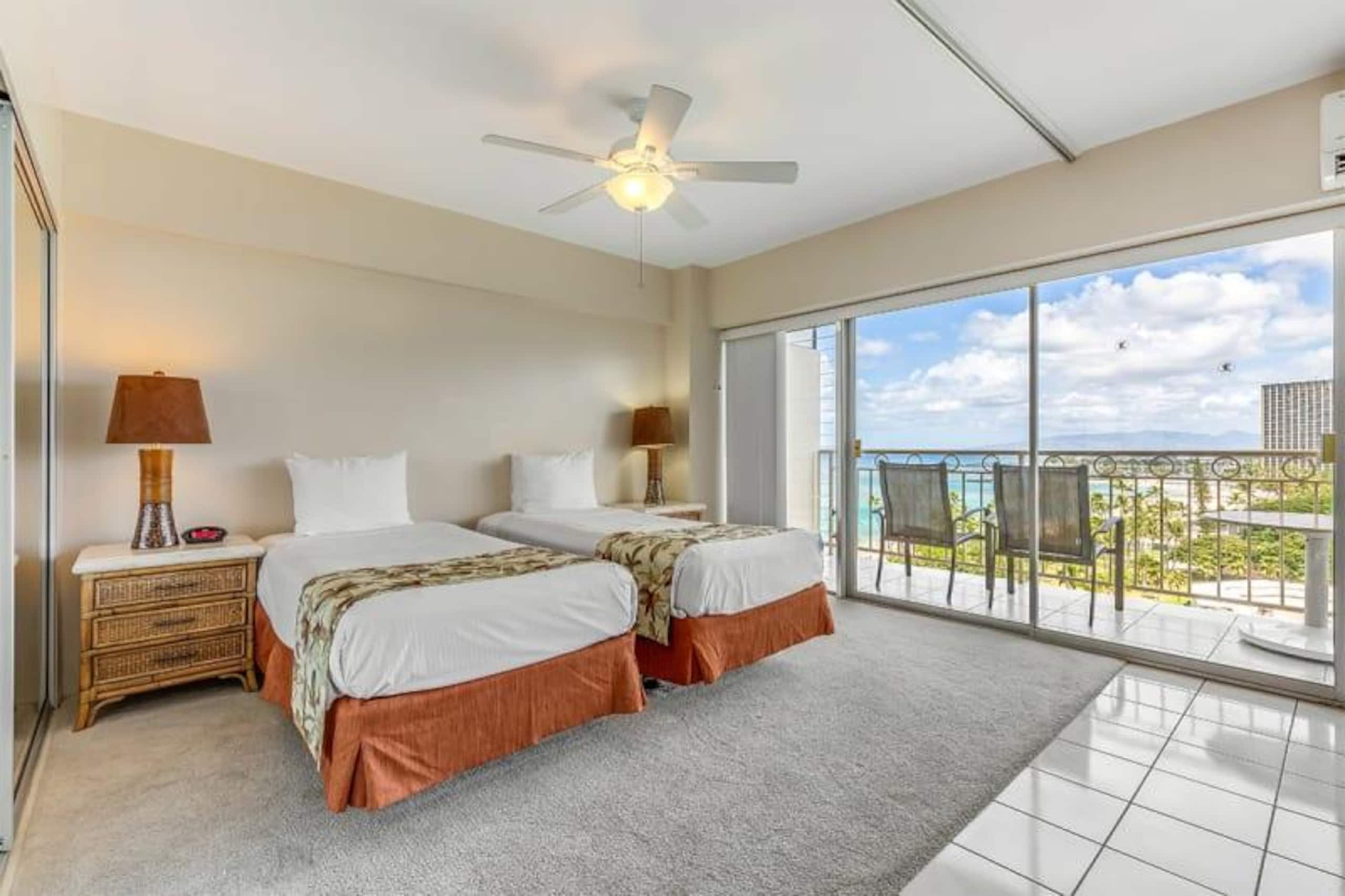 Condo in Honolulu · ★4.5 · 1 bedroom · 1 bed · 1 private bath - Image 9
