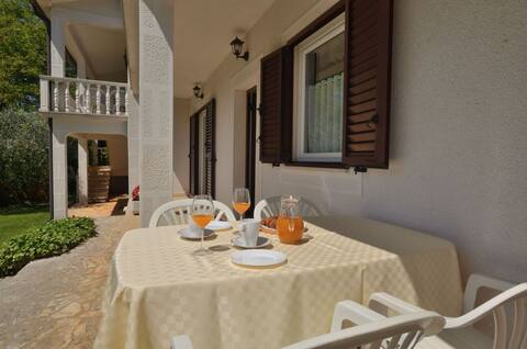 Top Airbnb: Apartment Mariano ( 70271-A1 ) in Općina Vižinada