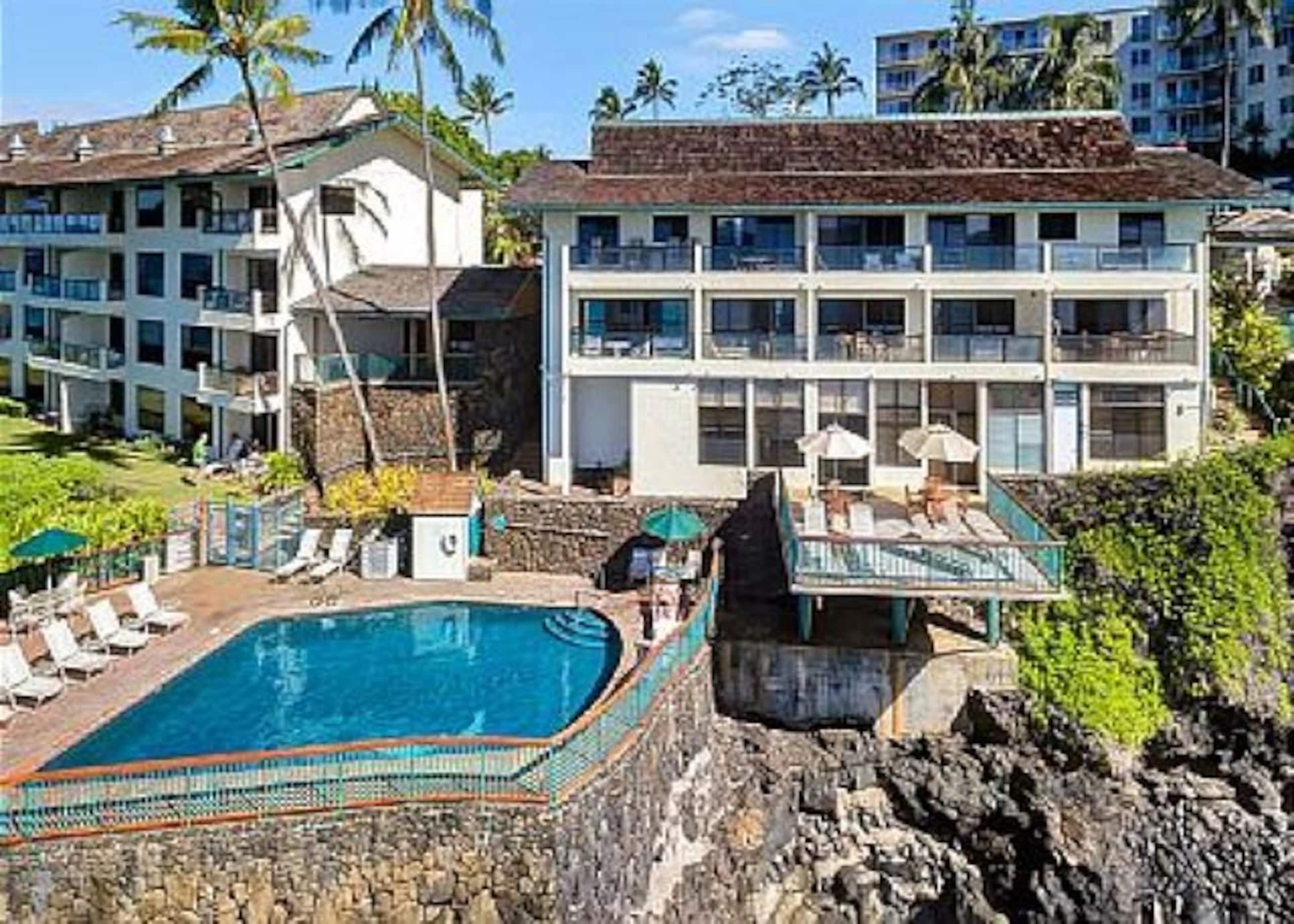 3BR on the ocean in Sunny Poipu + Athletic Club - Photo 2